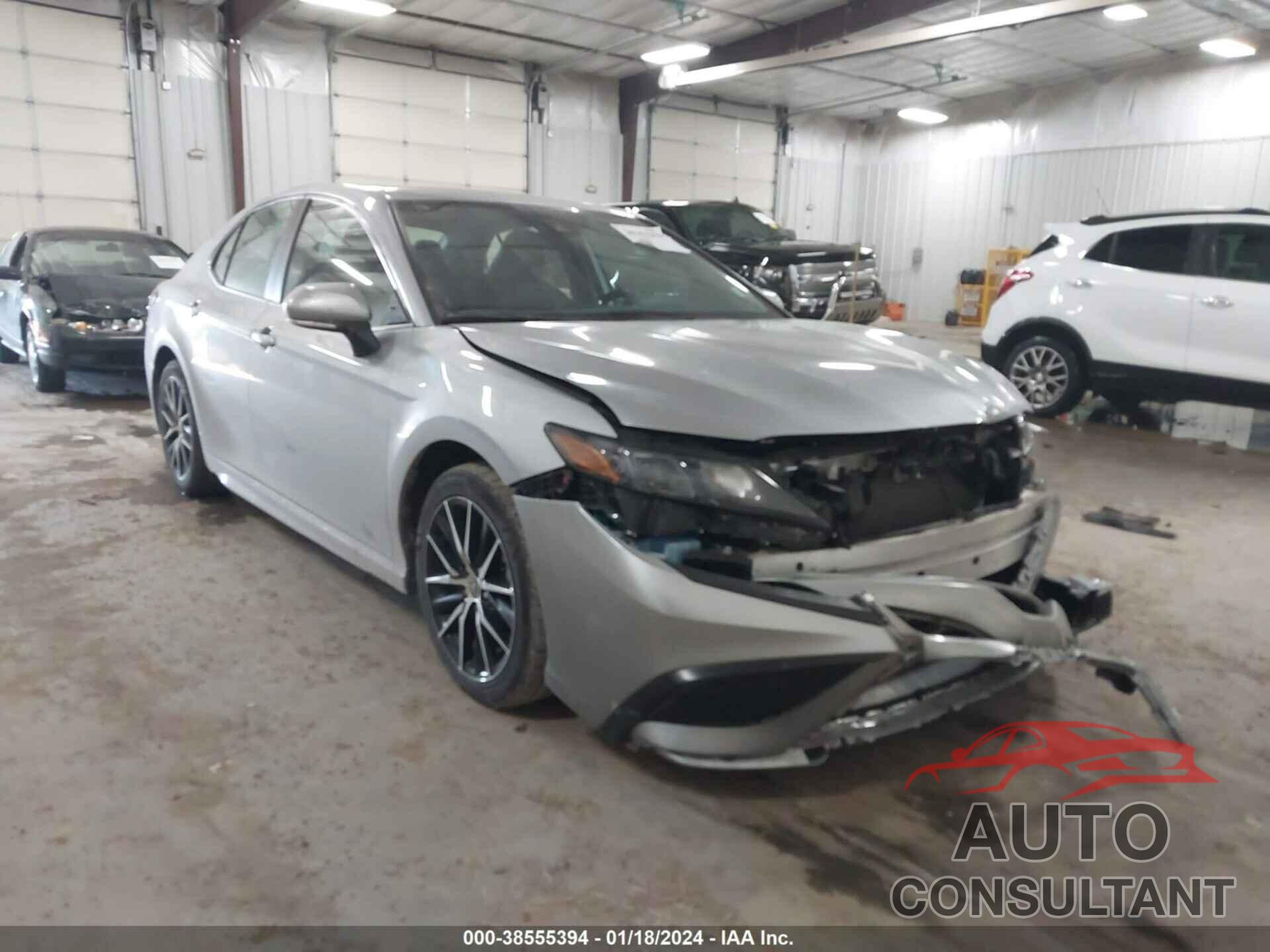 TOYOTA CAMRY 2022 - 4T1G11AKXNU692703