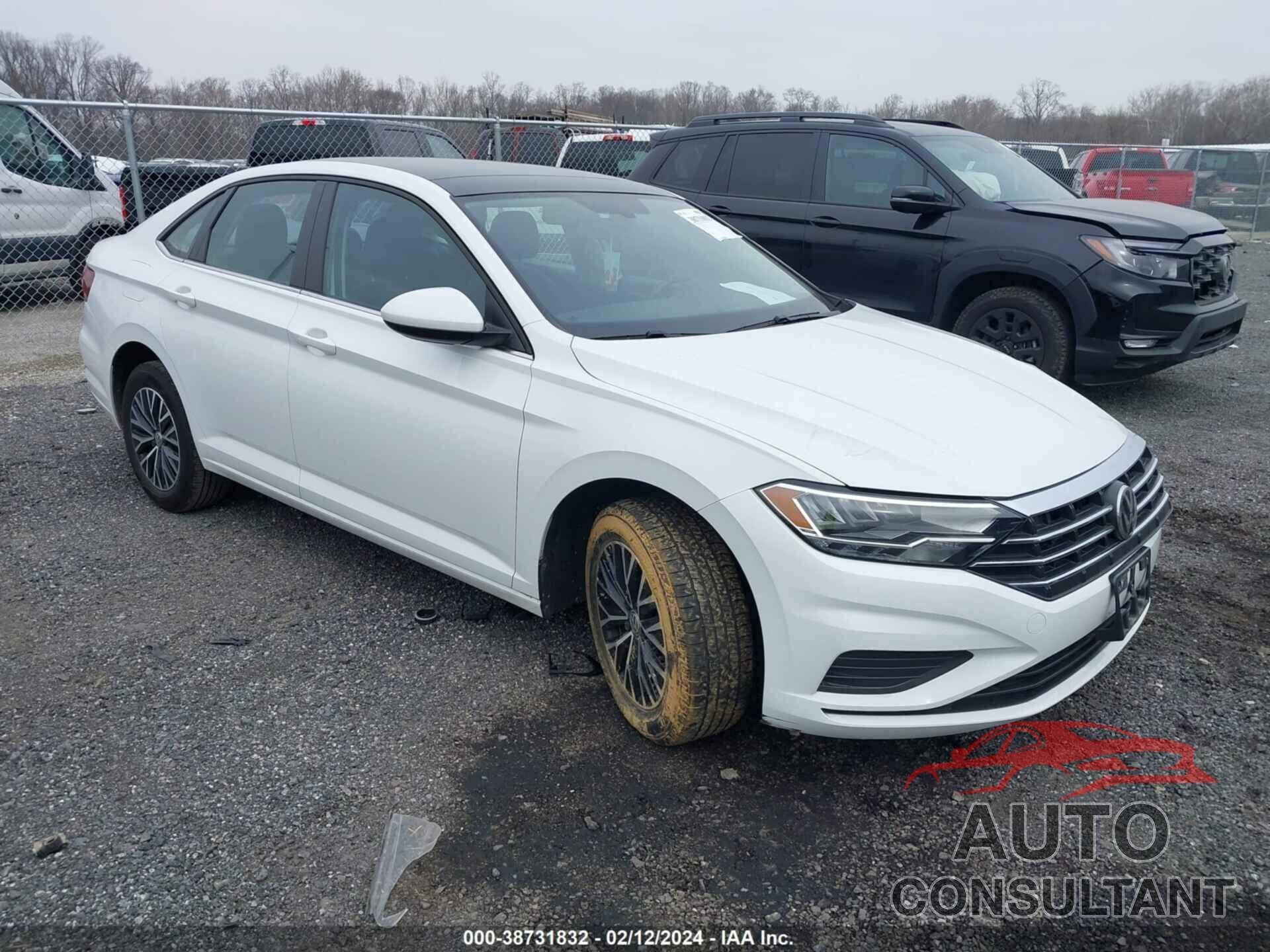 VOLKSWAGEN JETTA 2019 - 3VWC57BU1KM121351