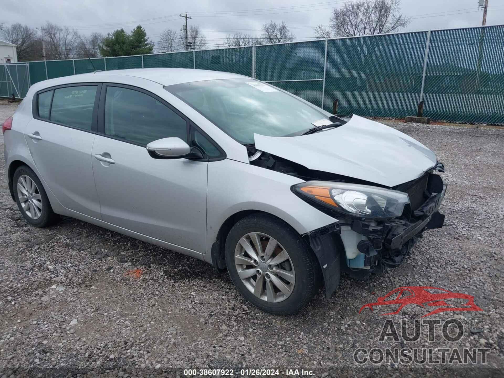 KIA FORTE 2016 - KNAFX5A8XG5492912