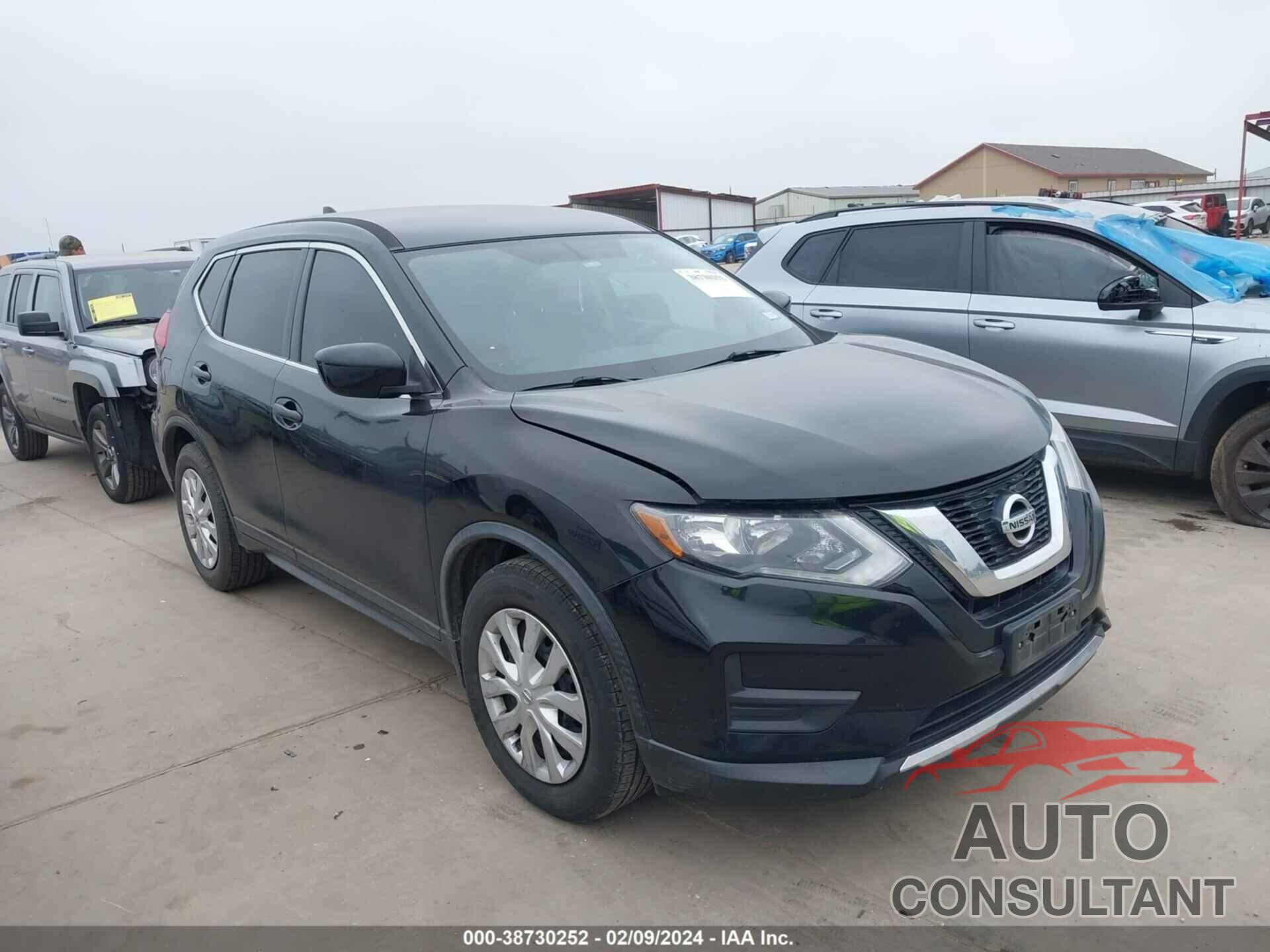 NISSAN ROGUE 2017 - KNMAT2MT0HP510508