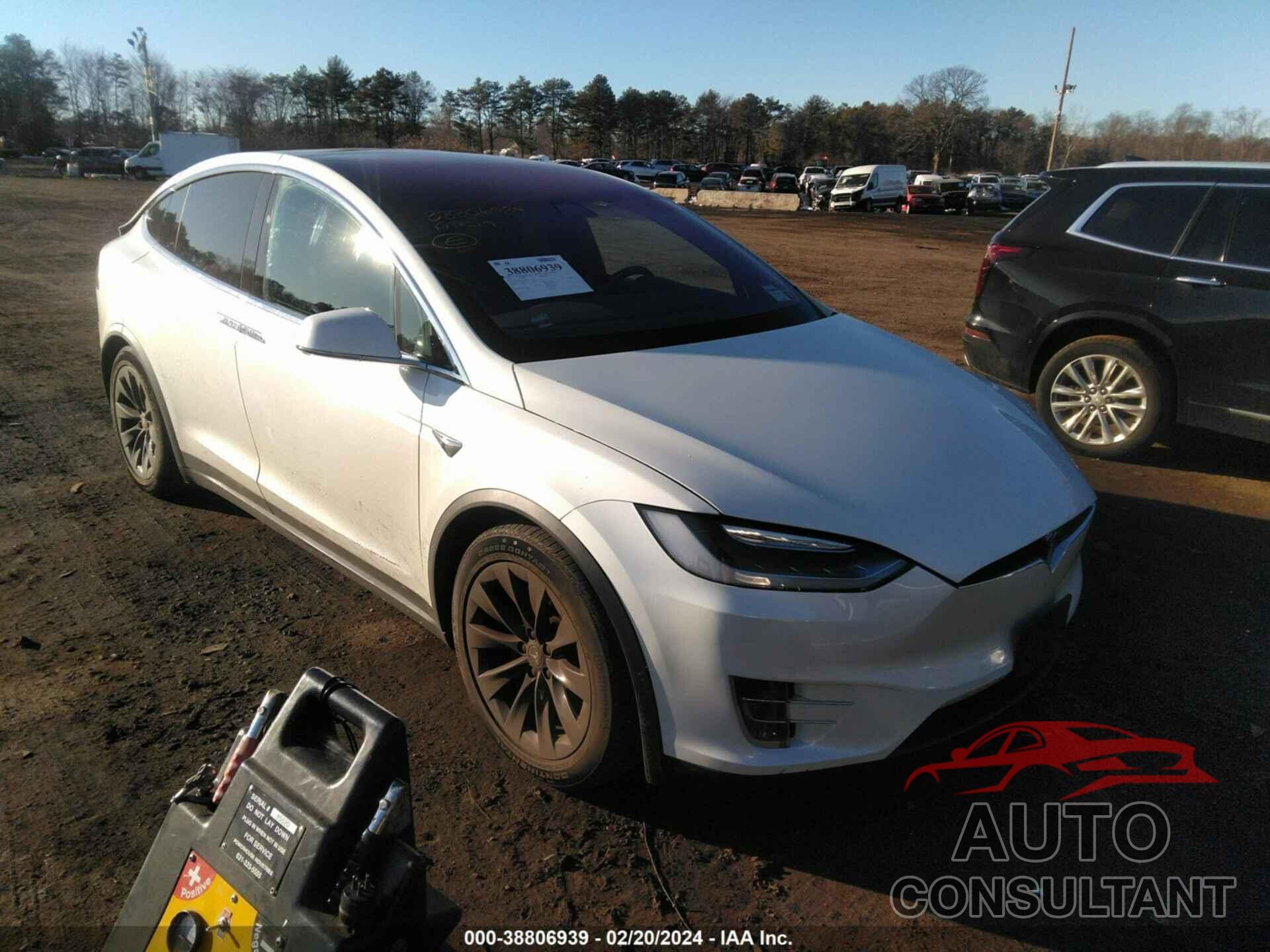 TESLA MODEL X 2017 - 5YJXCBE26HF060650