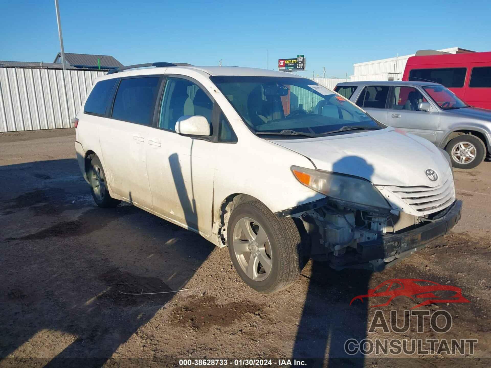 TOYOTA SIENNA 2016 - 5TDKK3DC9GS726309