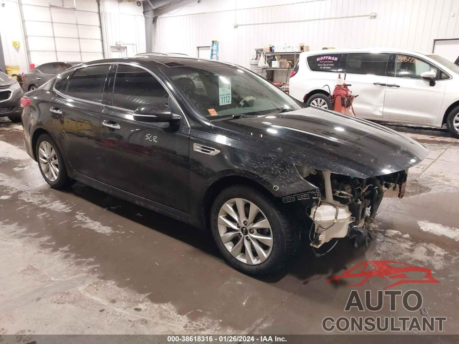 KIA OPTIMA 2018 - 5XXGU4L39JG245556