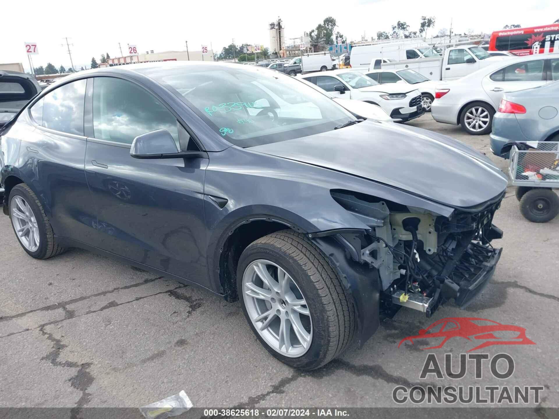 TESLA MODEL Y 2023 - 7SAYGDED0PF961455