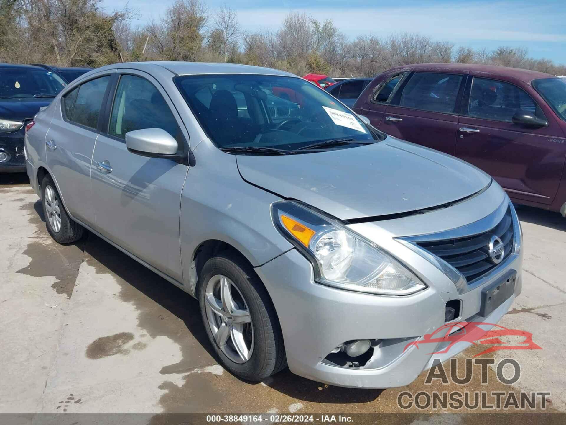 NISSAN VERSA 2018 - 3N1CN7AP5JL875438