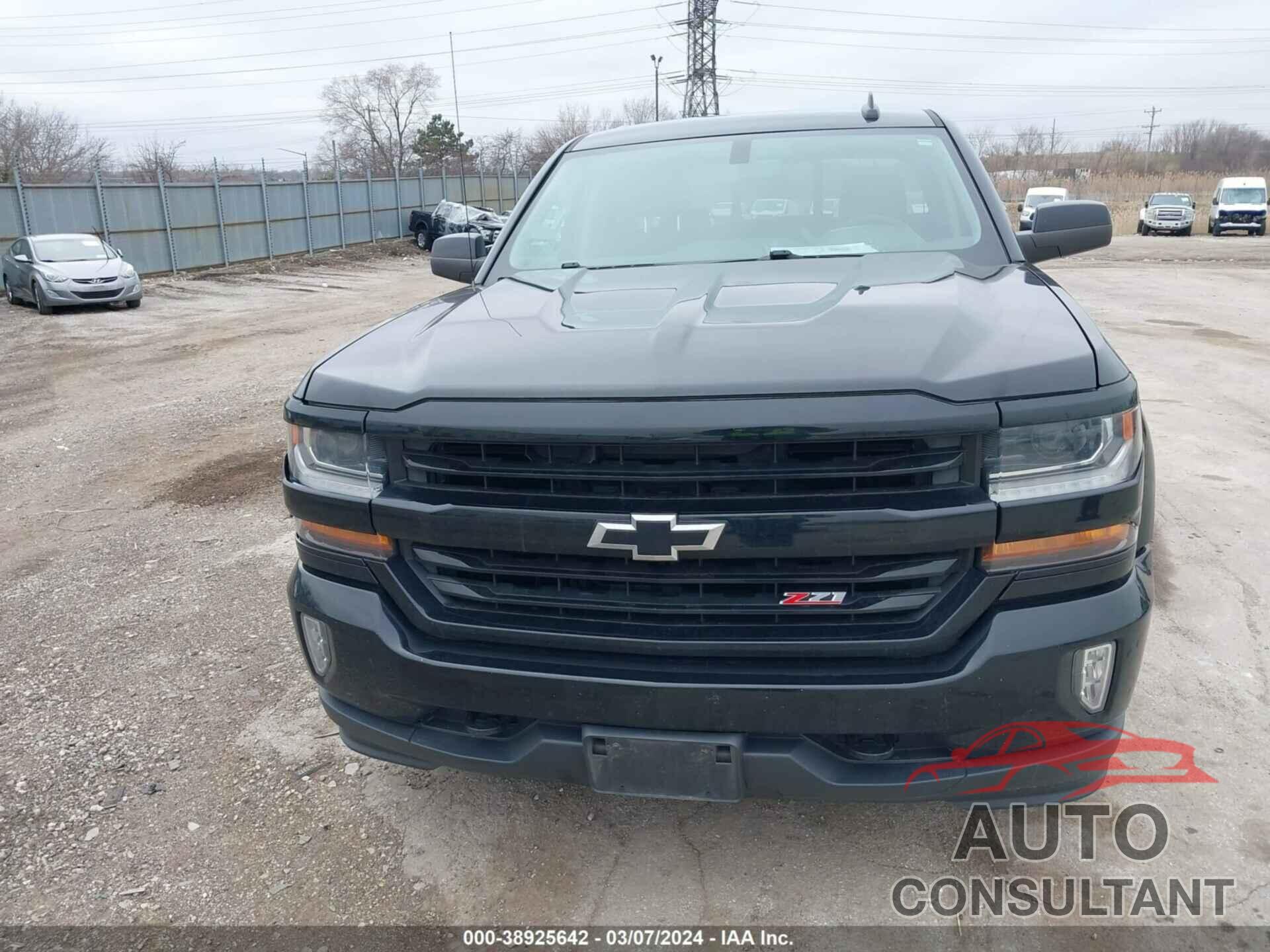 CHEVROLET SILVERADO 1500 2017 - 1GCVKREC2HZ315364