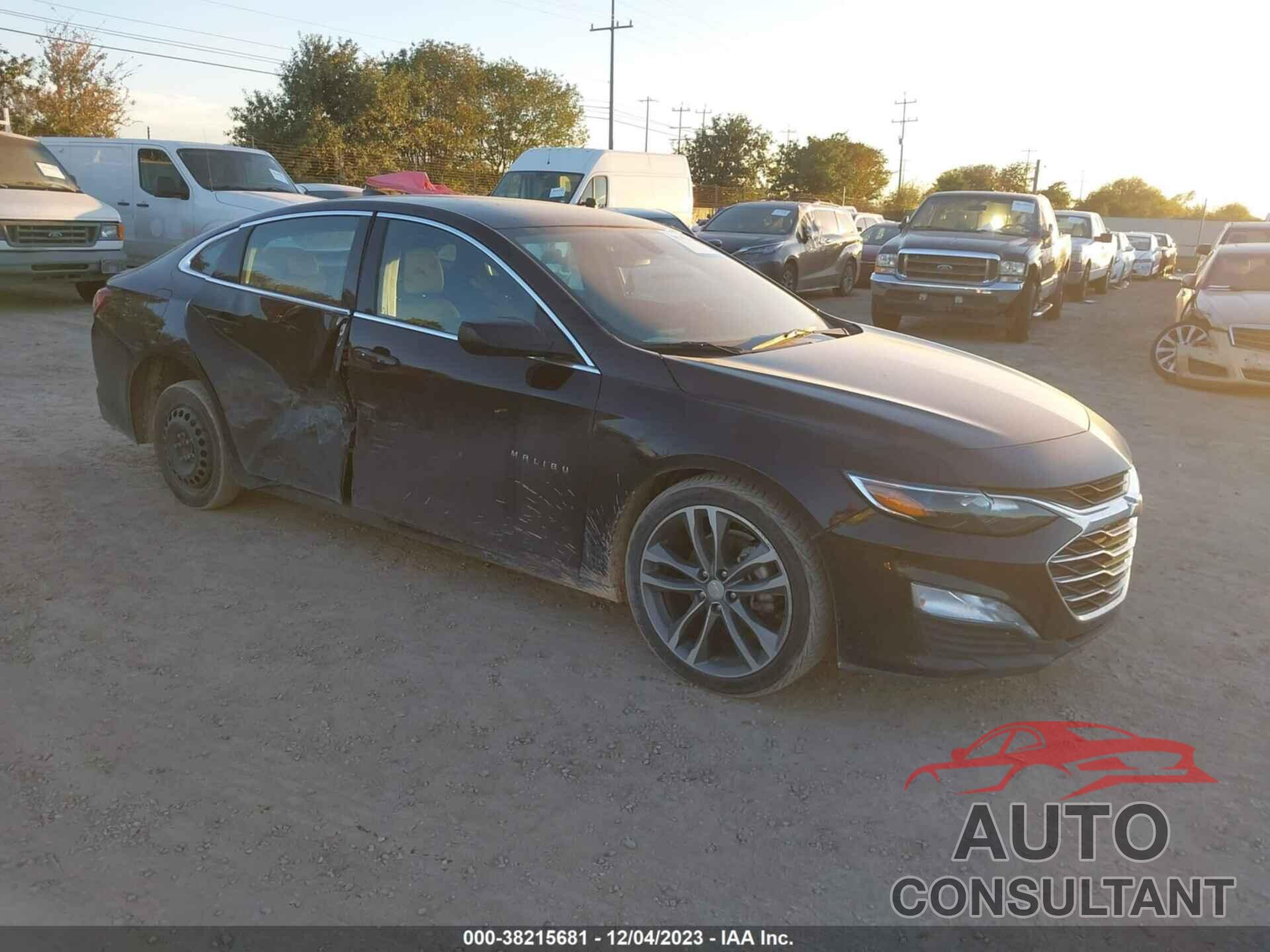 CHEVROLET MALIBU 2021 - 1G1ZD5STXMF027993