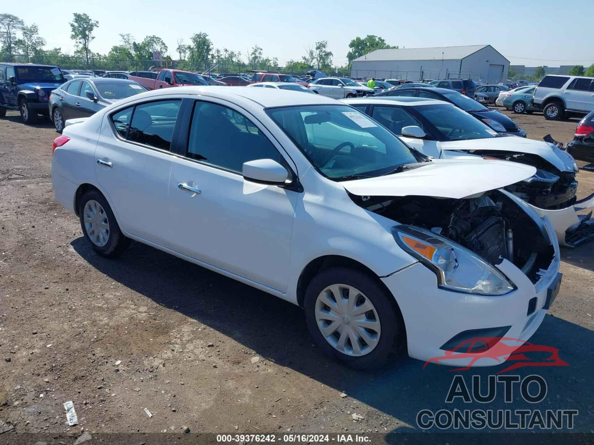 NISSAN VERSA 2019 - 3N1CN7AP0KL834085