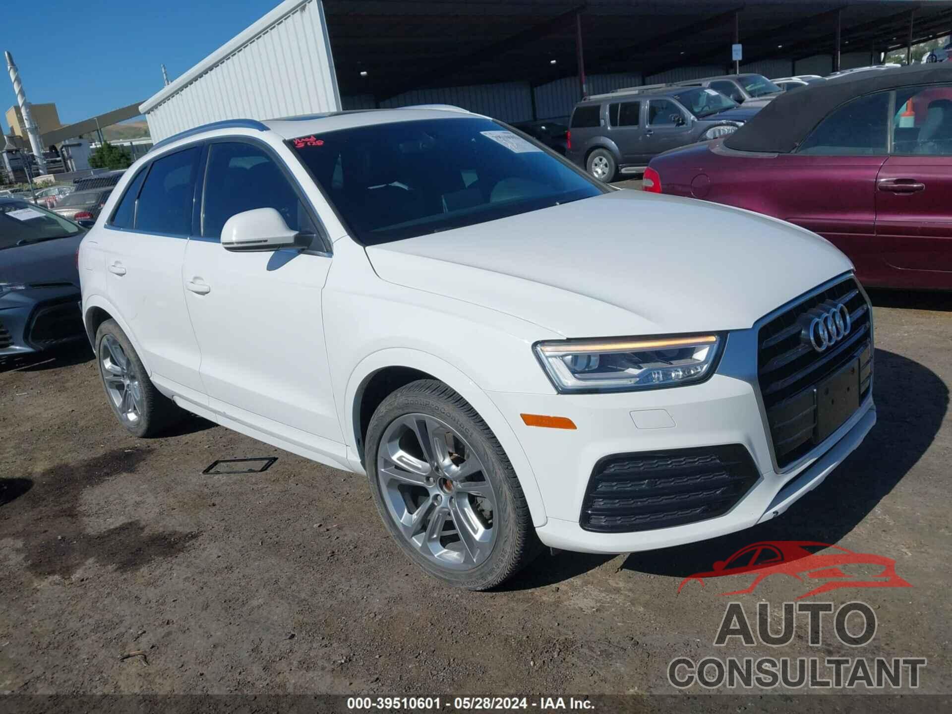 AUDI Q3 2018 - WA1HCCFS7JR013663