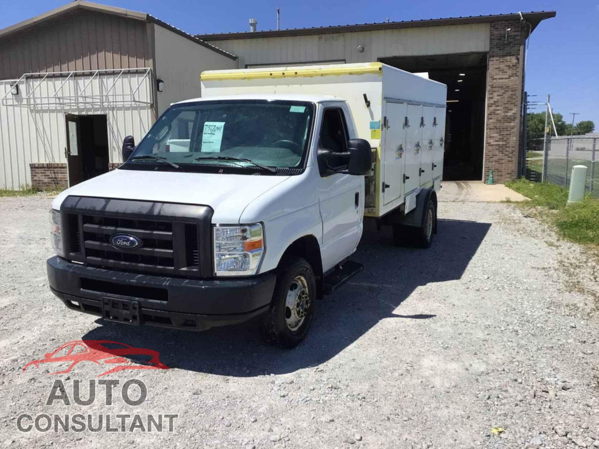 FORD ECONOLINE 2017 - 1FDXE4FS5HDC69045