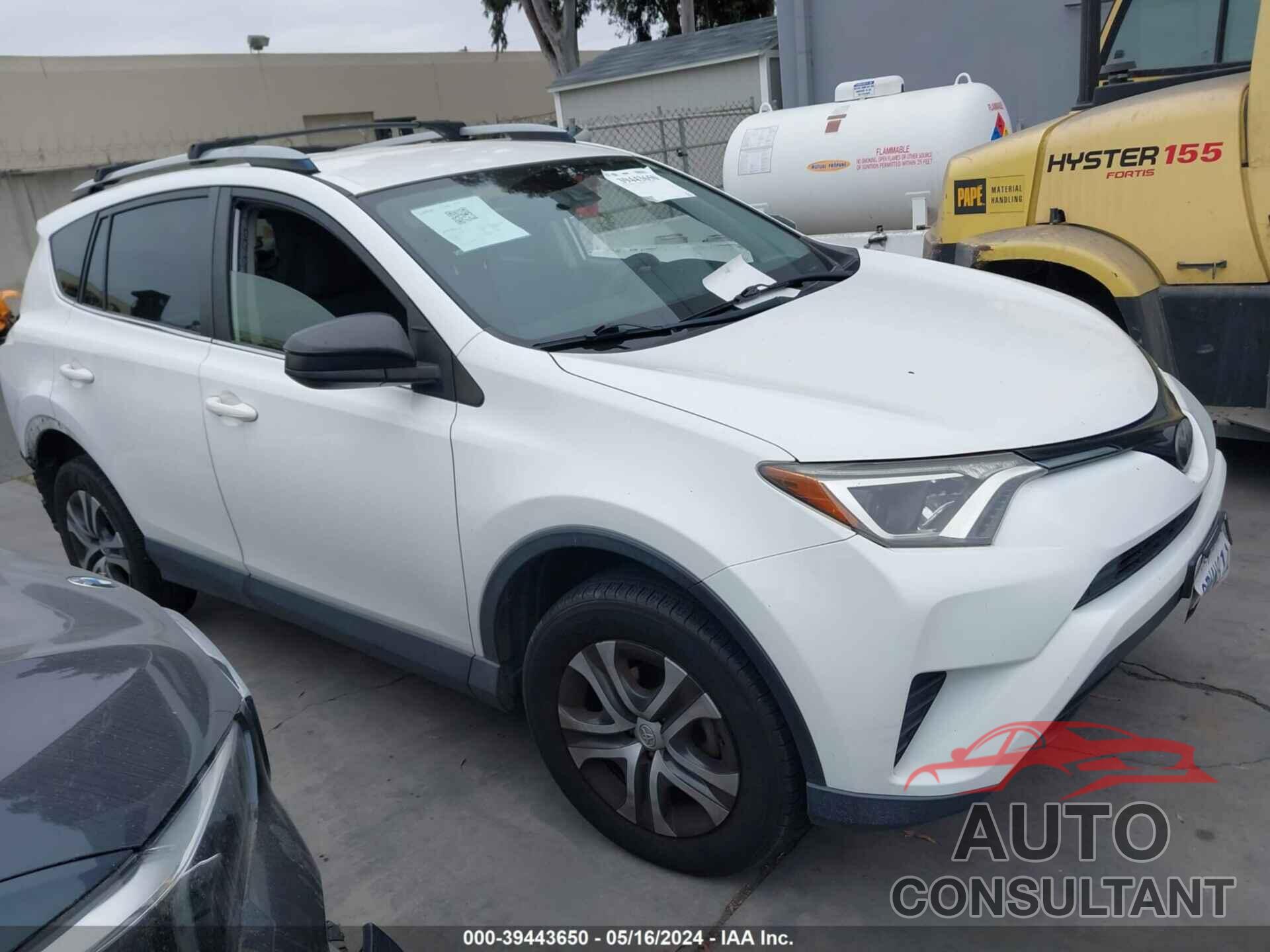 TOYOTA RAV4 2018 - JTMZFREV1JJ177473