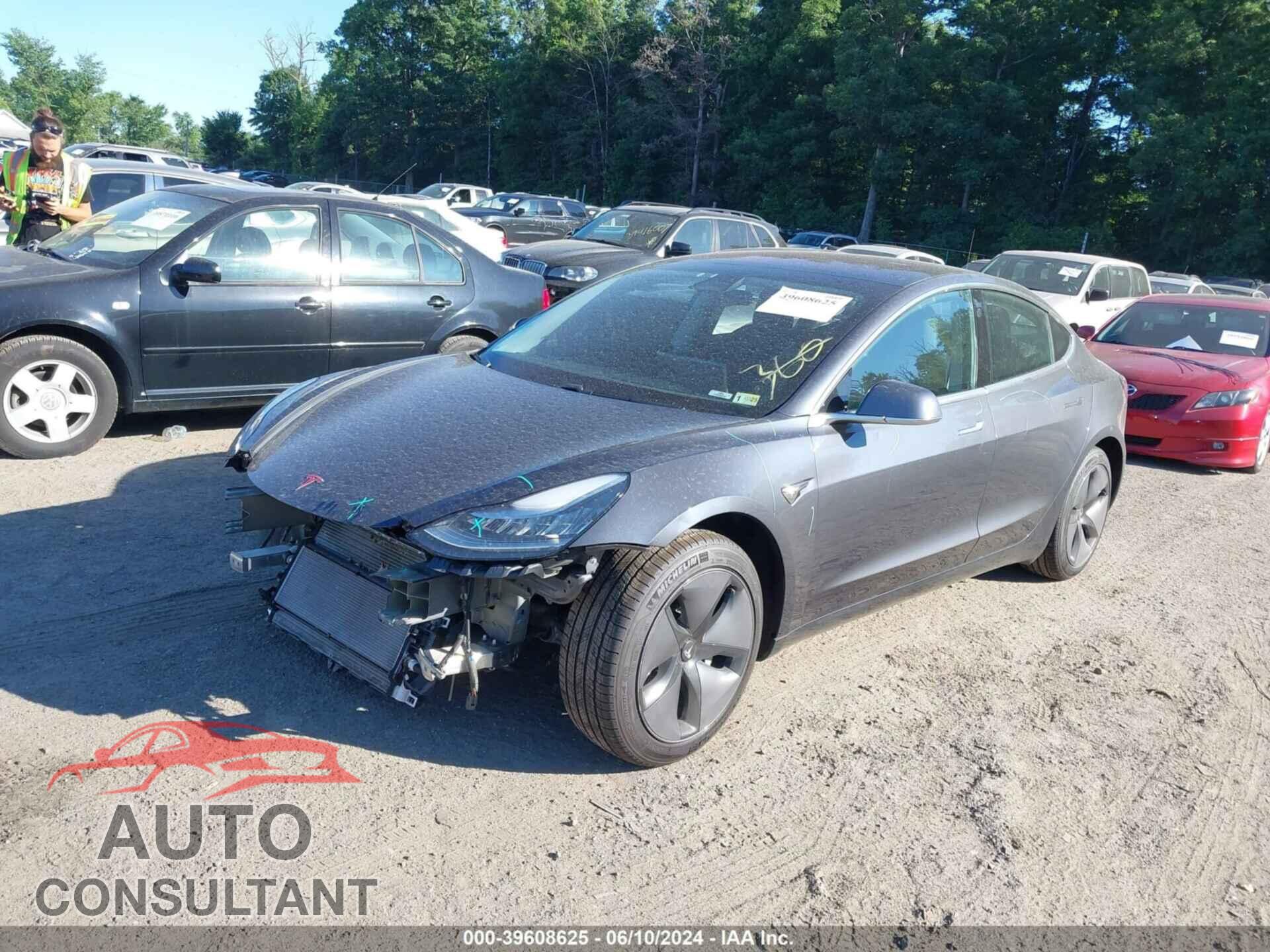 TESLA MODEL 3 2018 - 5YJ3E1EA9JF004010