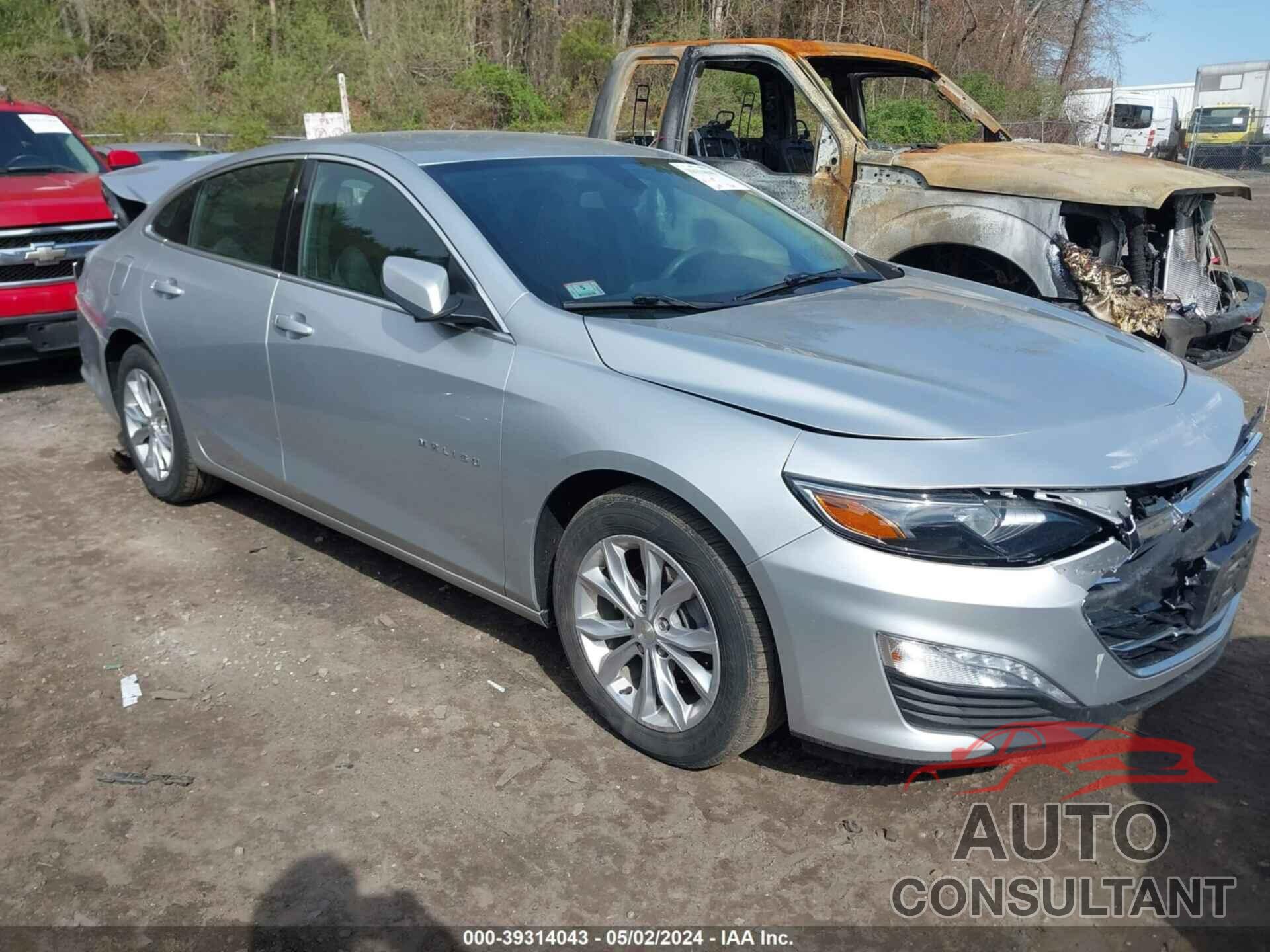 CHEVROLET MALIBU 2019 - 1G1ZD5ST5KF125584