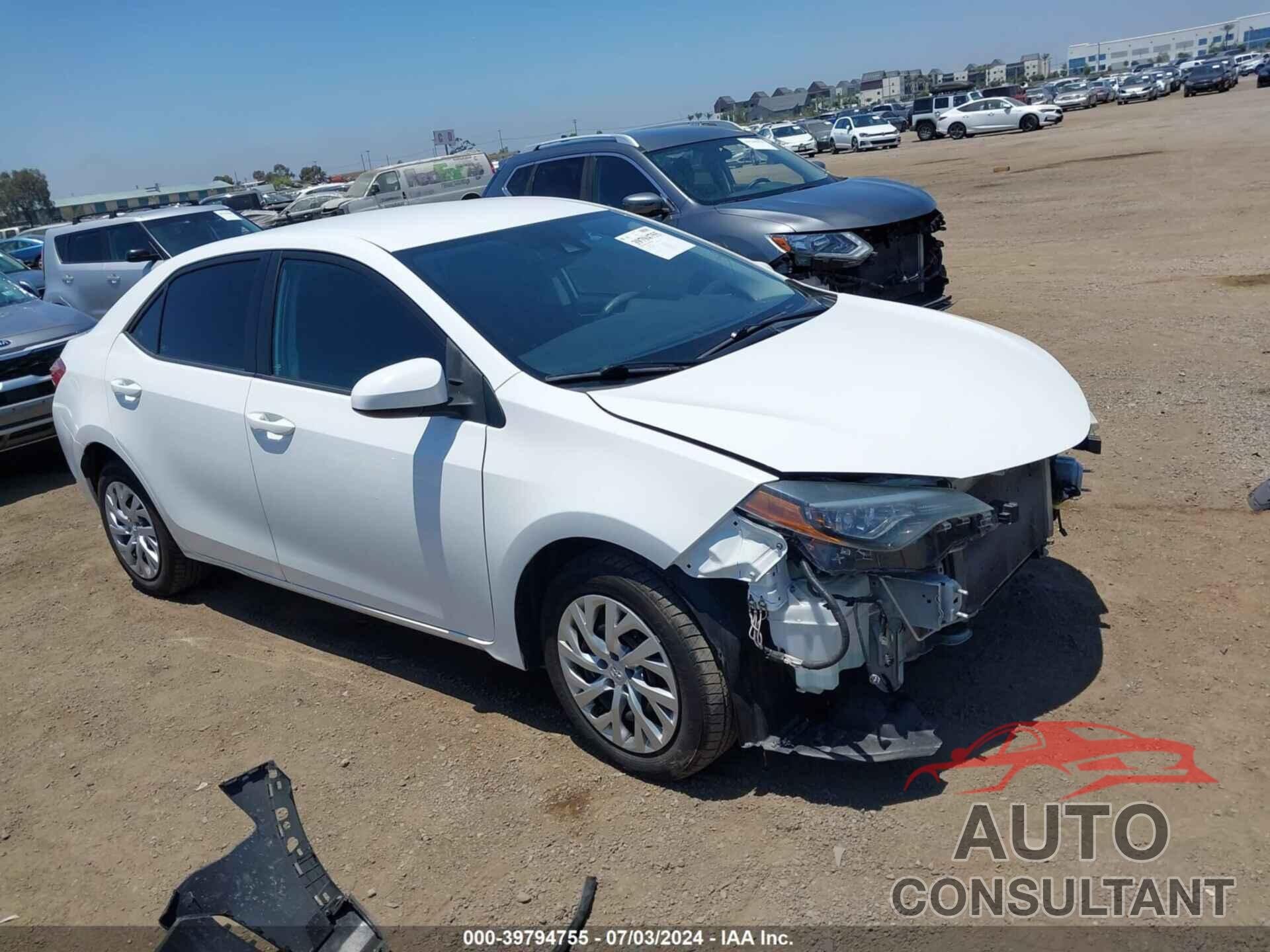TOYOTA COROLLA 2017 - 5YFBURHE7HP683804