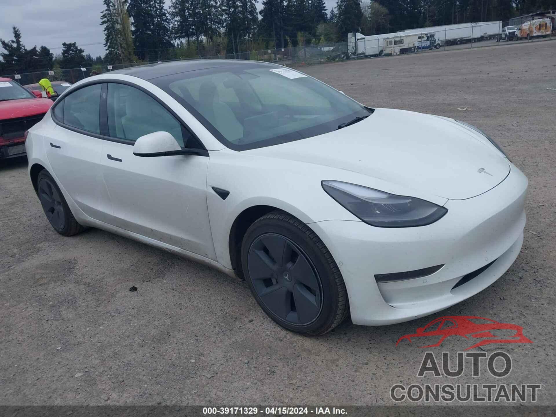 TESLA MODEL 3 2022 - 5YJ3E1EBXNF153640