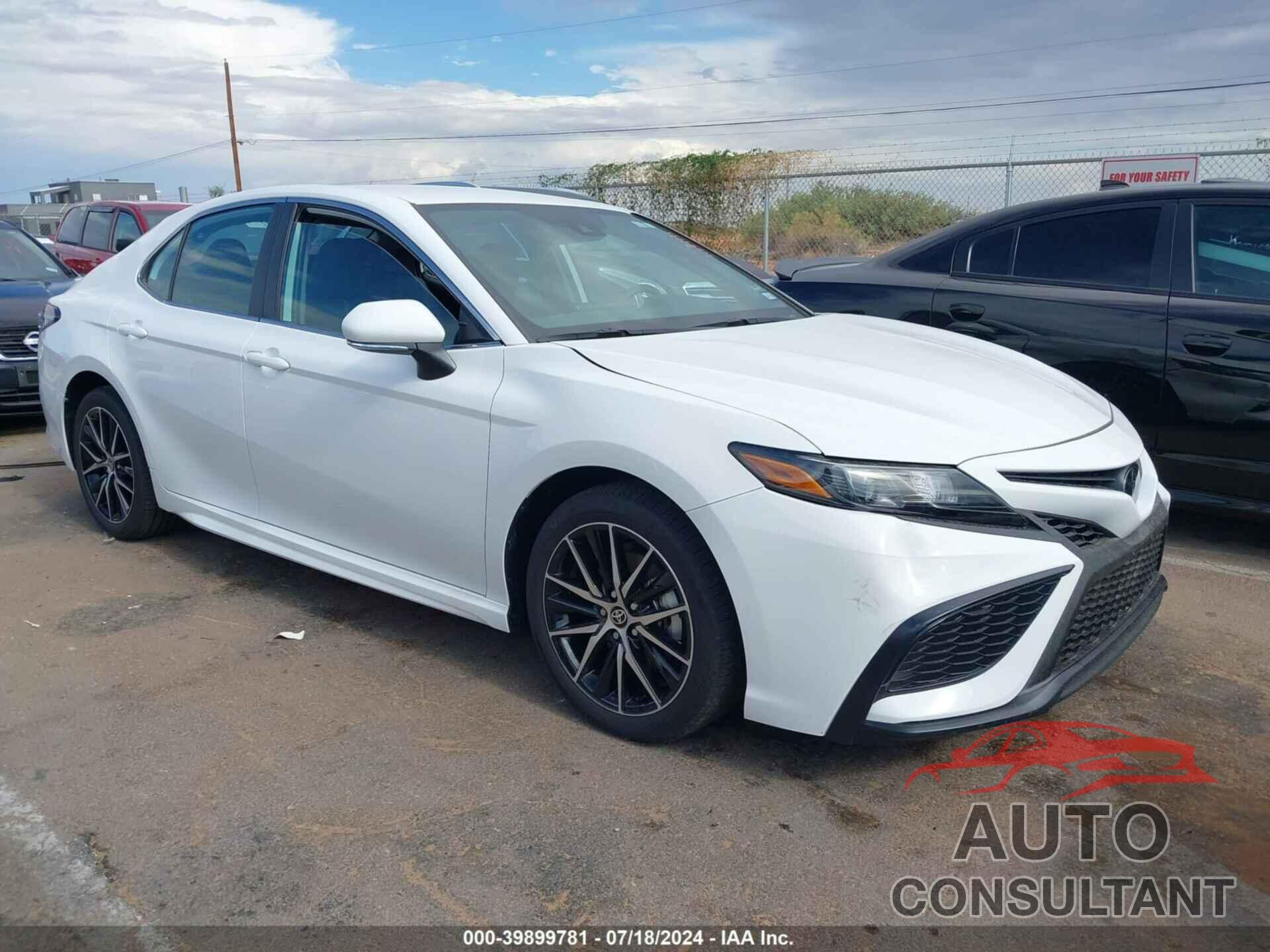 TOYOTA CAMRY 2024 - 4T1G11AK7RU901725