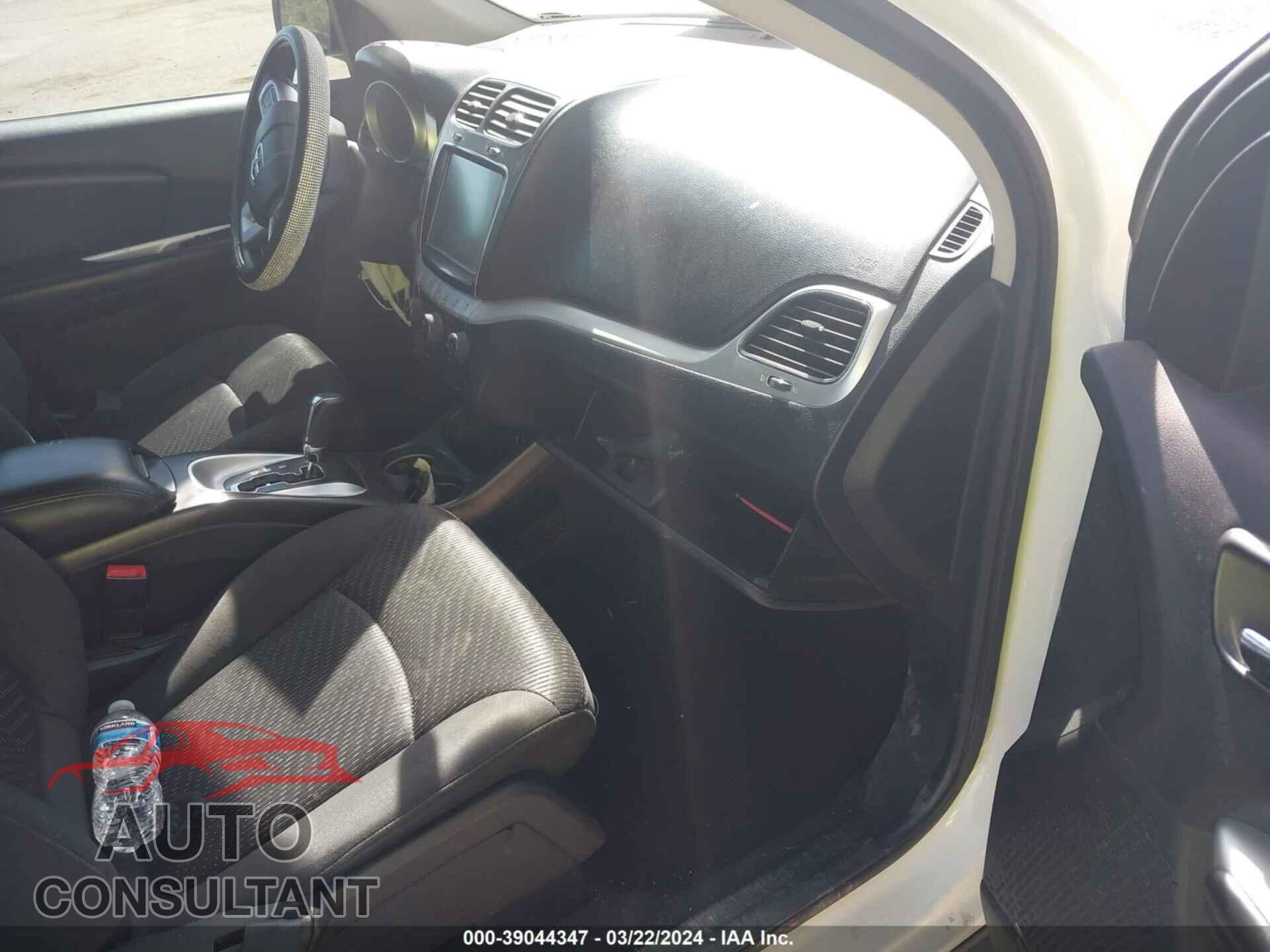 DODGE JOURNEY 2018 - 3C4PDCBB0JT384806
