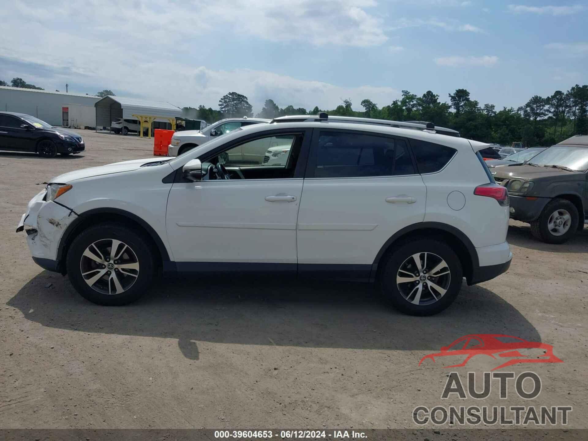 TOYOTA RAV4 2018 - JTMRFREVXJJ746921