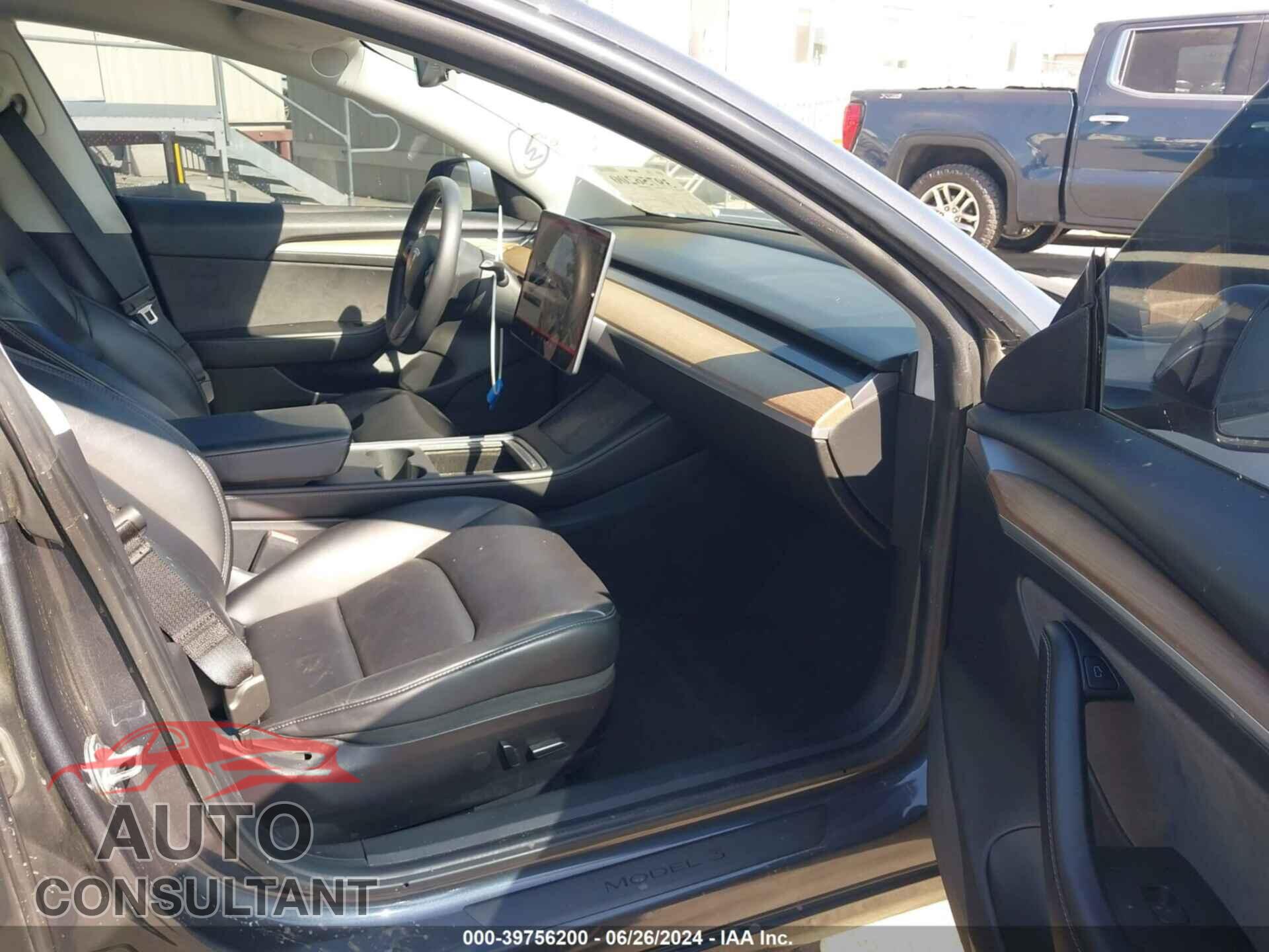TESLA MODEL 3 2021 - 5YJ3E1EA1MF074864