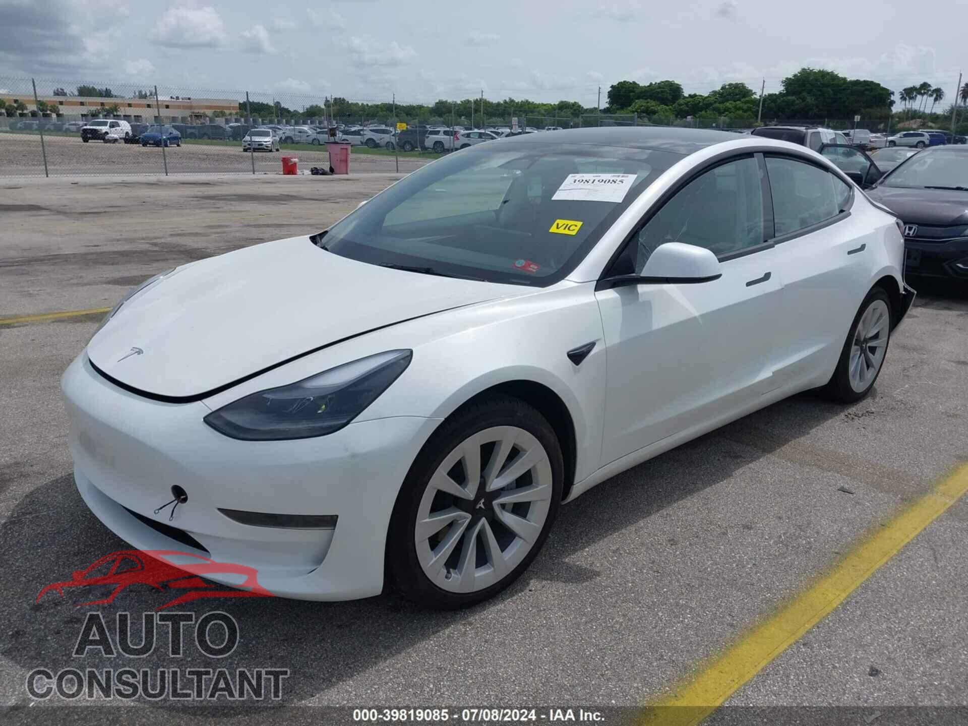 TESLA MODEL 3 2023 - 5YJ3E1EA7PF658075