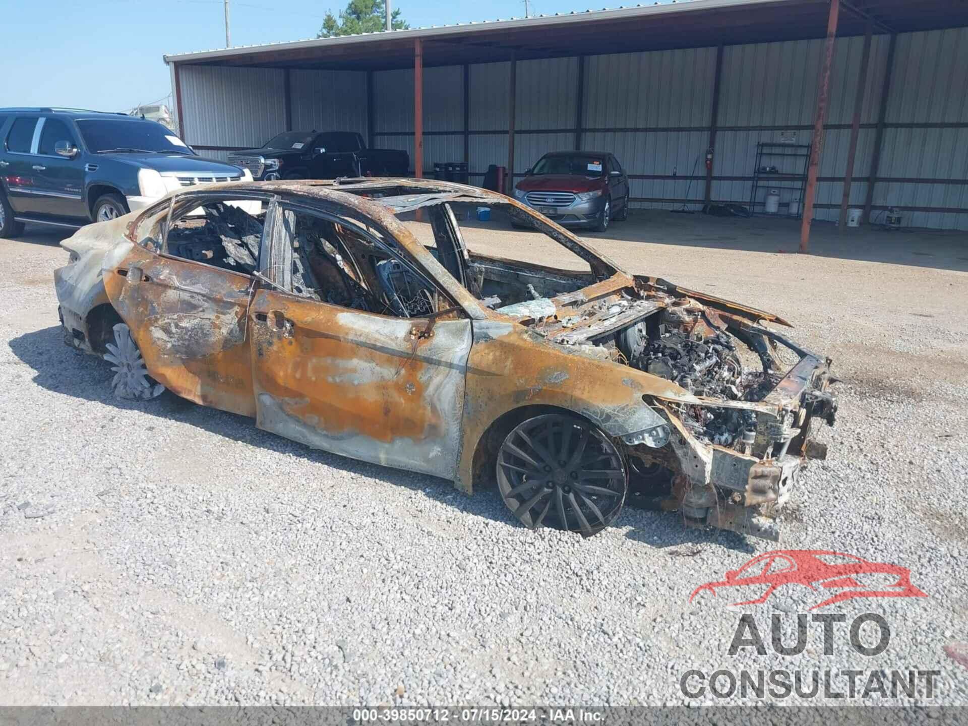 TOYOTA CAMRY 2022 - 4T1K61AK9NU070256