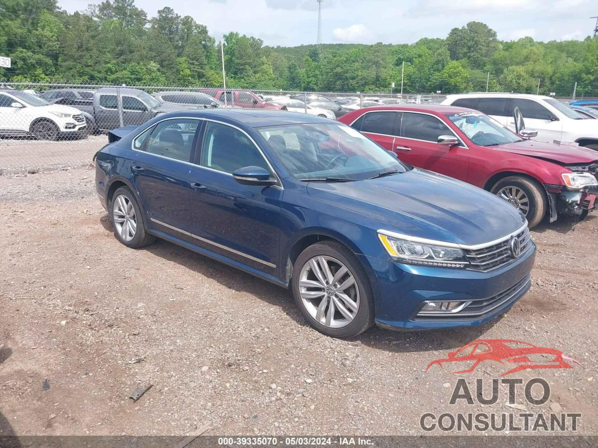 VOLKSWAGEN PASSAT 2018 - 1VWCA7A37JC041590