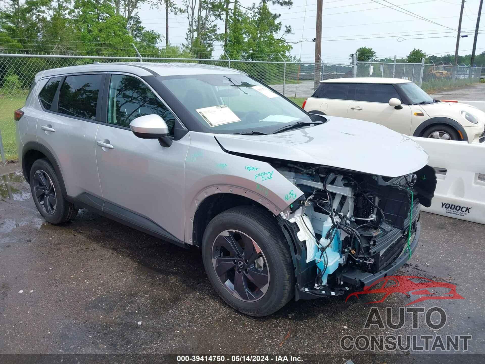 NISSAN ROGUE 2024 - 5N1BT3BA2RC686525