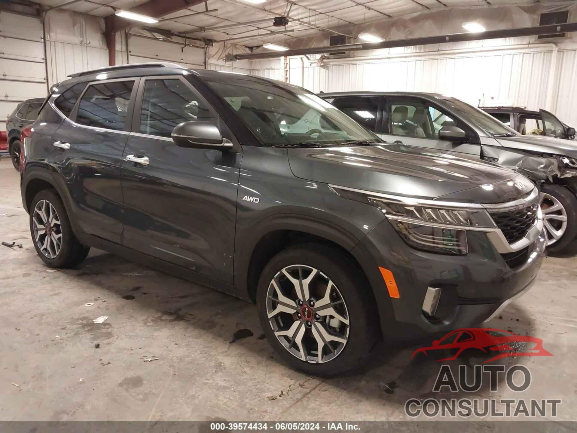 KIA SELTOS 2023 - KNDETCA21P7368221