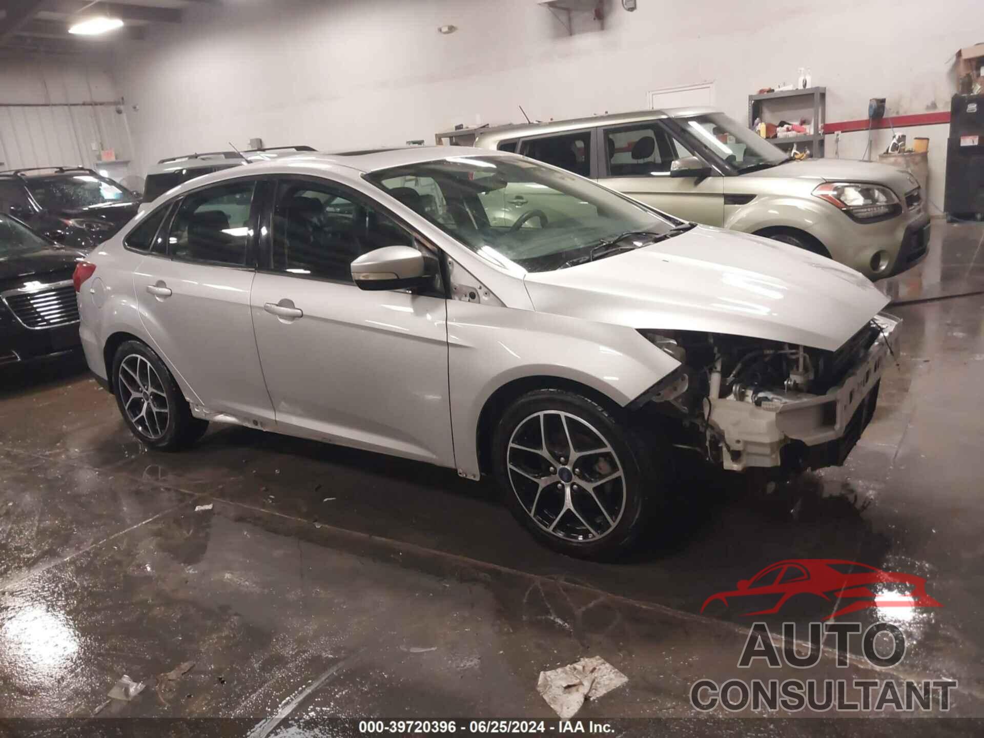 FORD FOCUS 2018 - 1FADP3H26JL314696