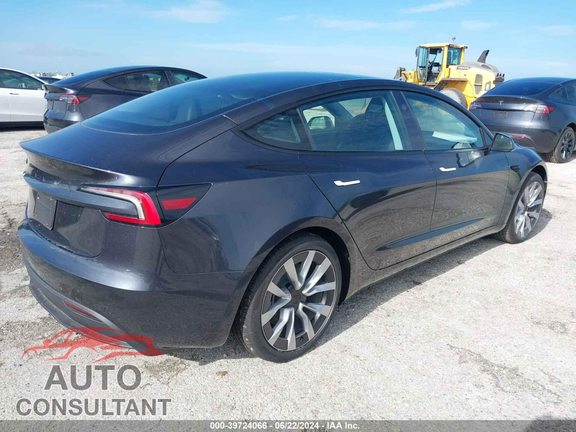 TESLA MODEL 3 2024 - 5YJ3E1EA6RF742617
