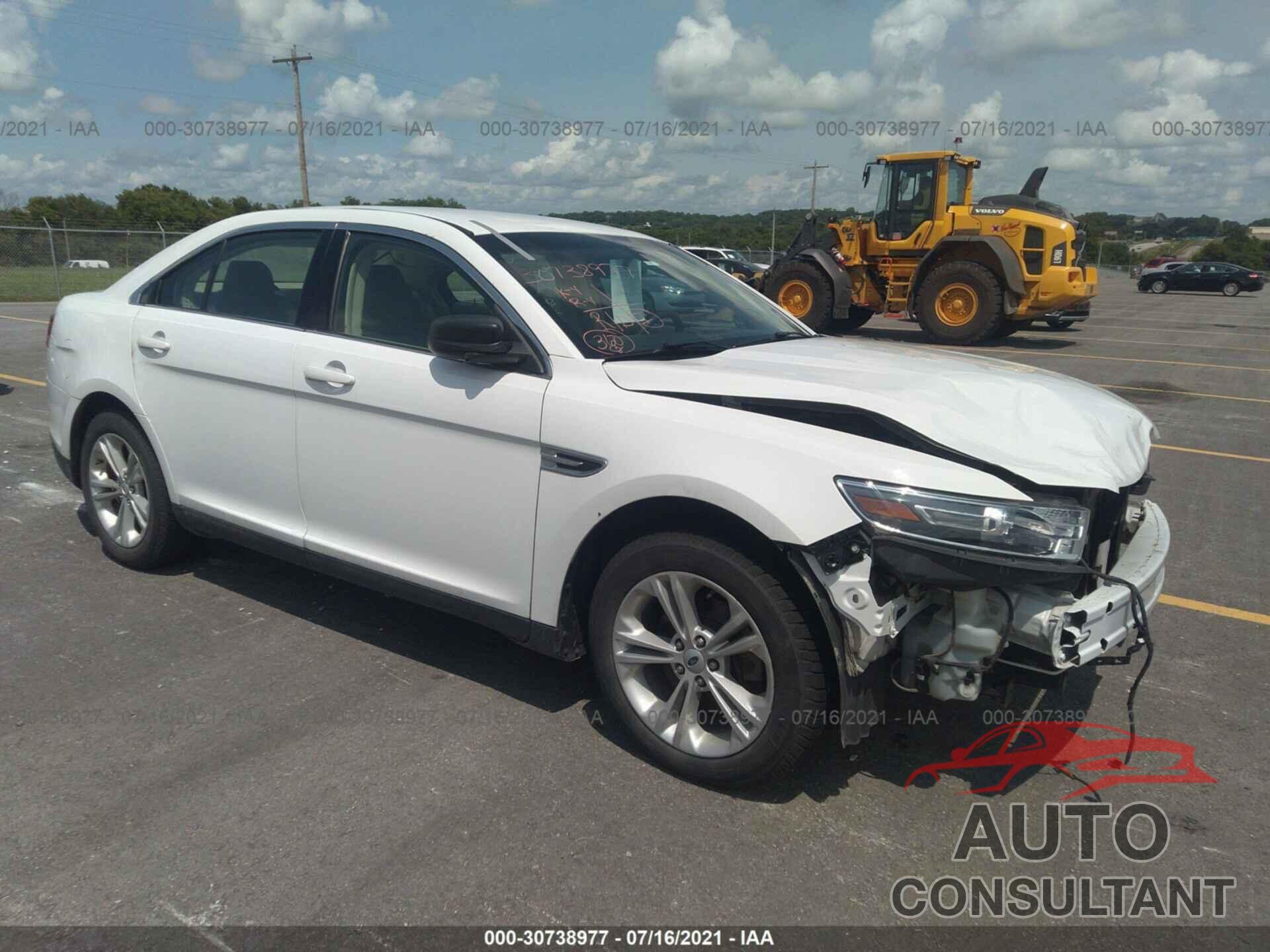 FORD TAURUS 2018 - 1FAHP2D82JG101467