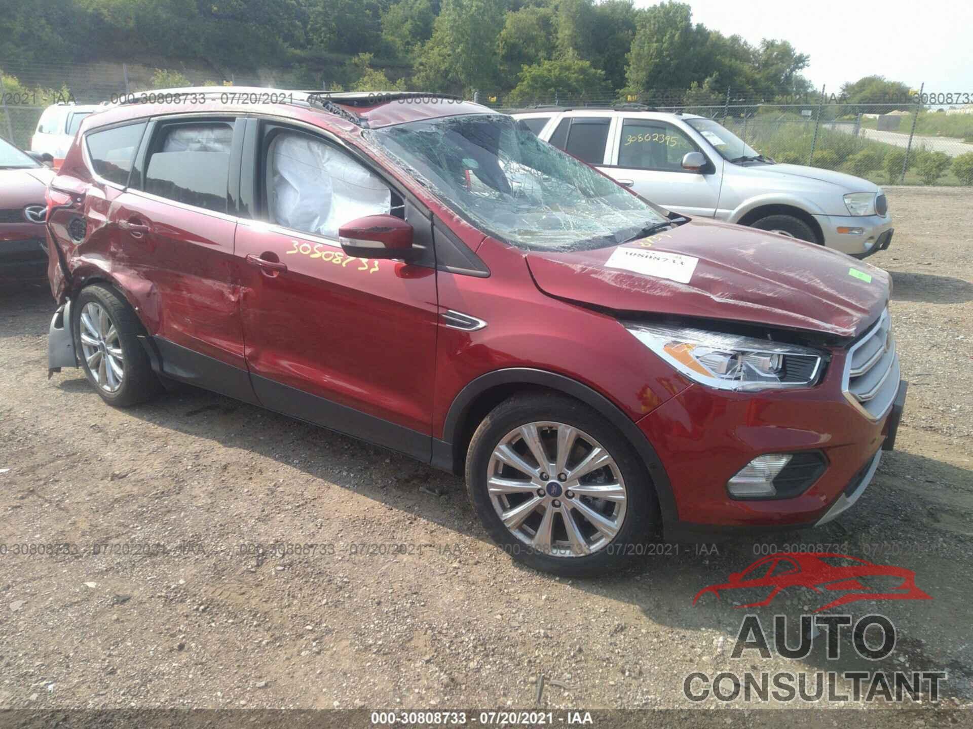 FORD ESCAPE 2018 - 1FMCU9J98JUD01317