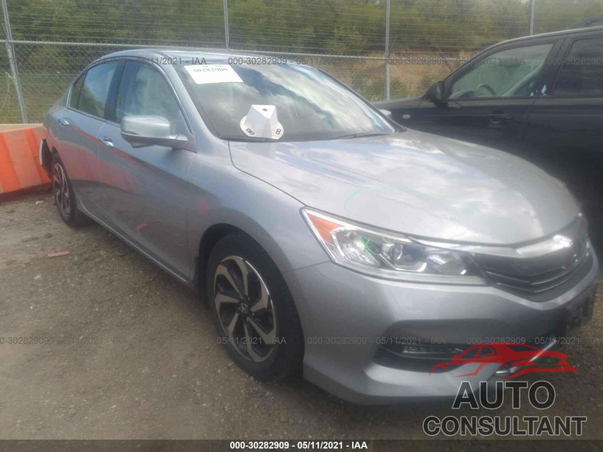 HONDA ACCORD SEDAN 2017 - 1HGCR2F96HA130389