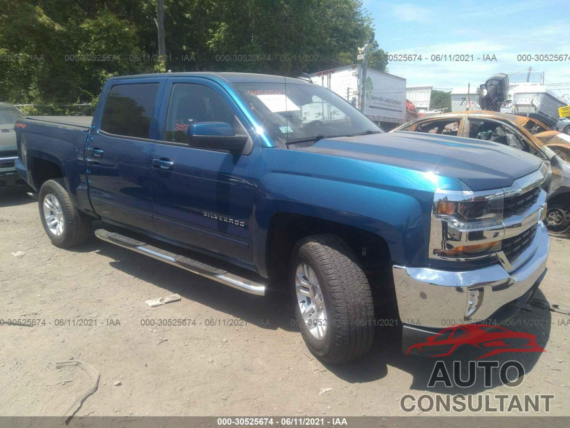 CHEVROLET SILVERADO 1500 2018 - 3GCUKREC7JG429572