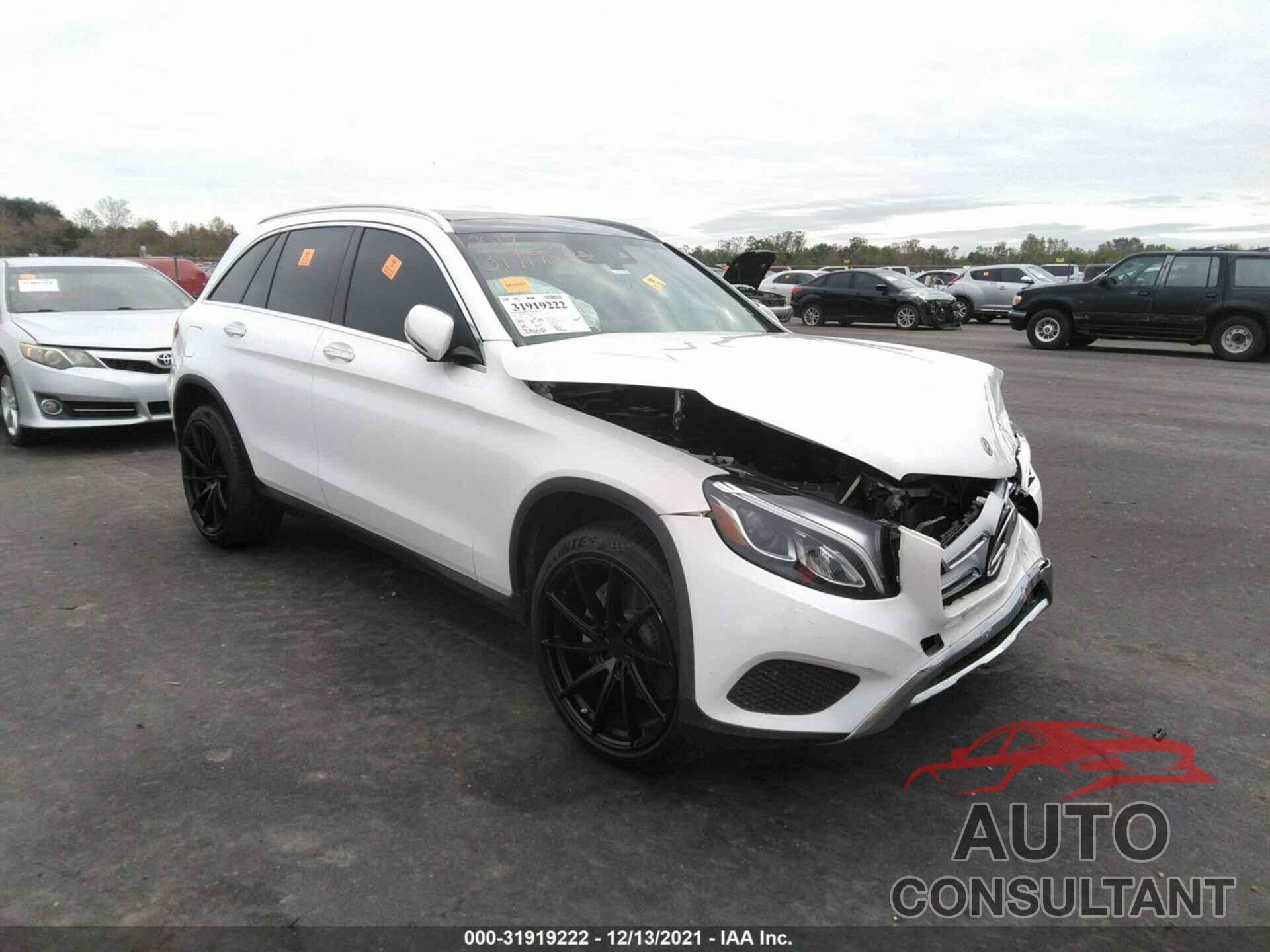 MERCEDES-BENZ GLC 2017 - WDC0G4JB1HF284471