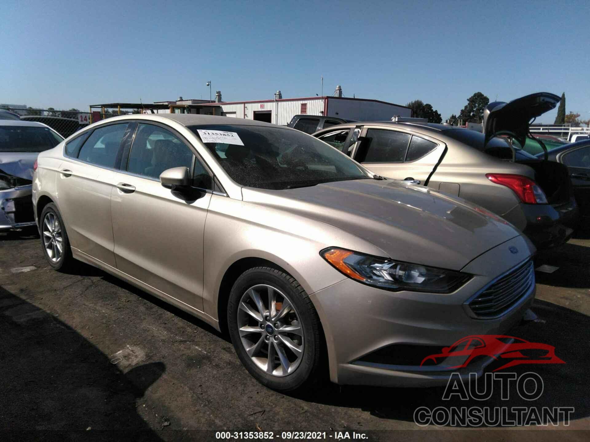 FORD FUSION 2017 - 3FA6P0H71HR201320