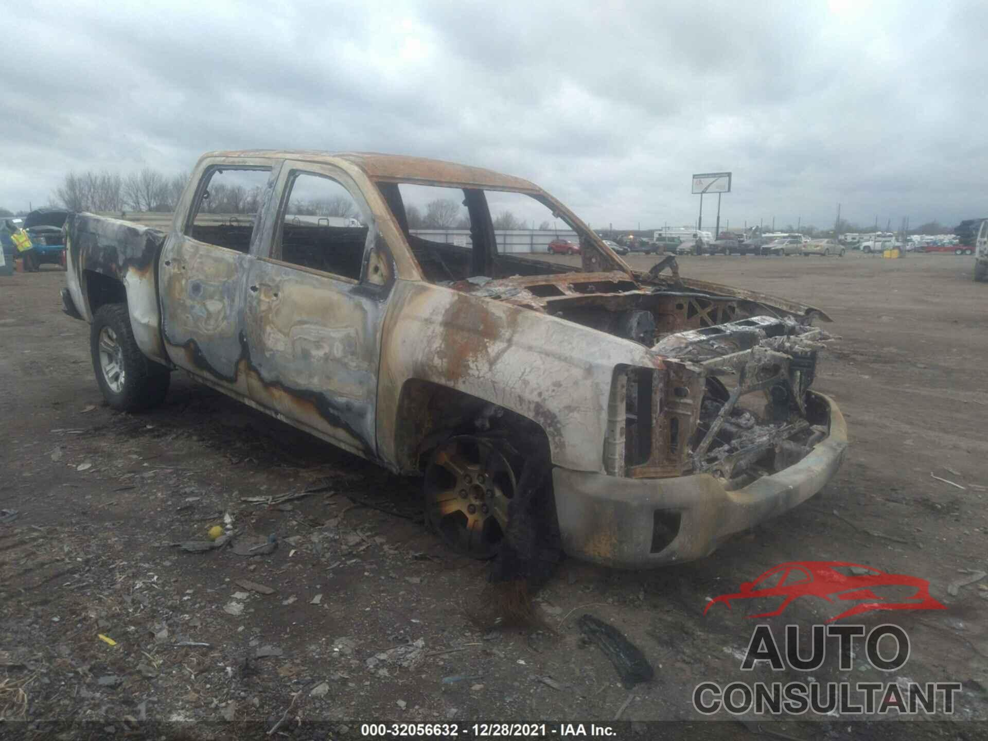 CHEVROLET SILVERADO 1500 2018 - 3GCUKREC1JG304020