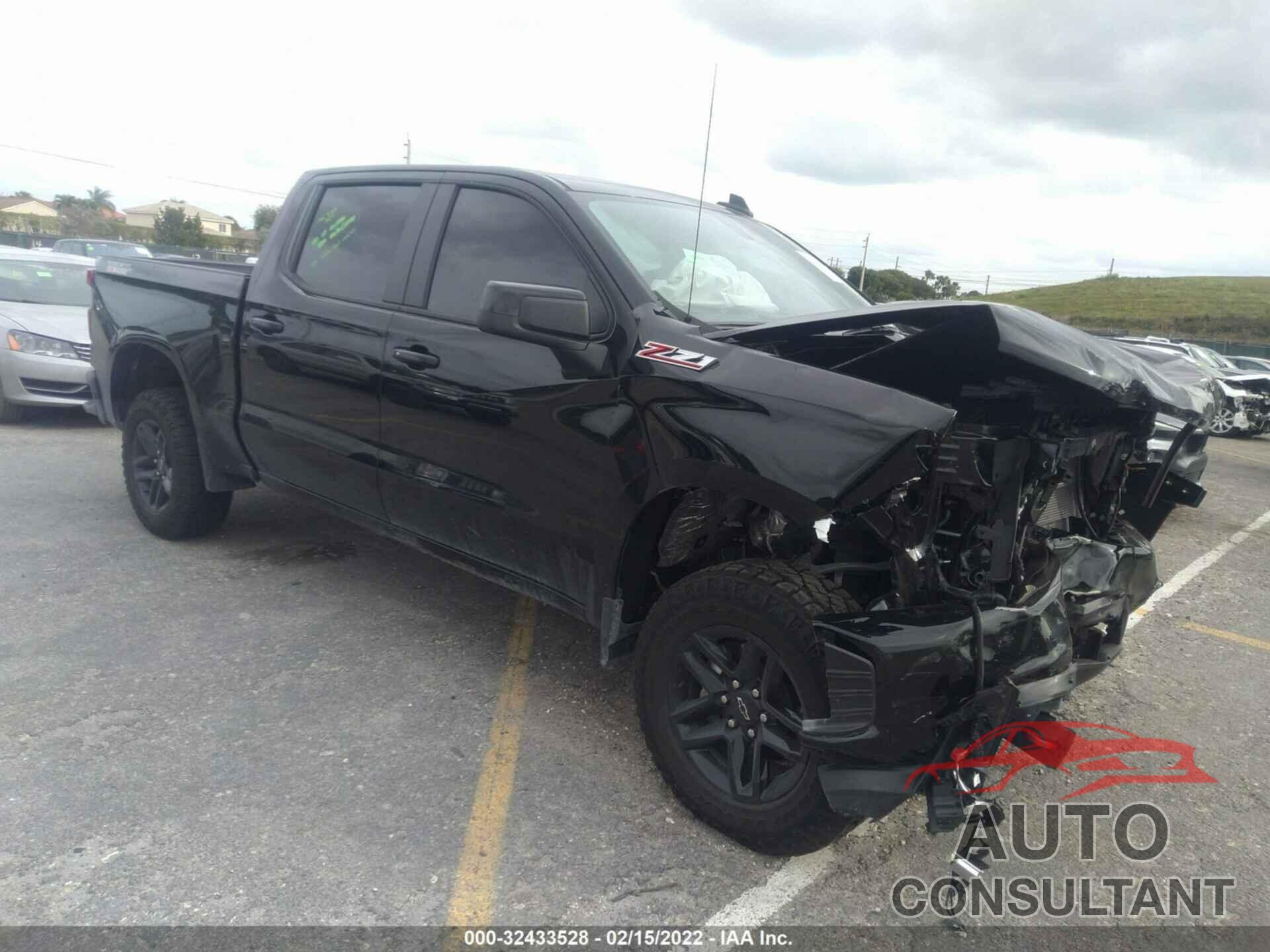 CHEVROLET SILVERADO 1500 2021 - 1GCPYFED8MZ368952