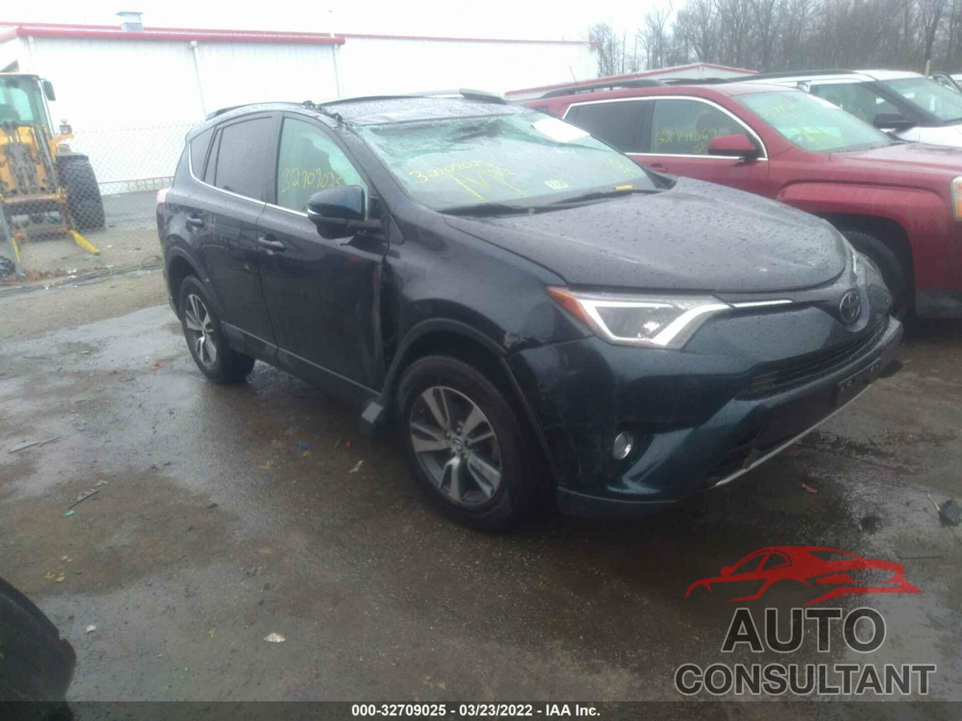 TOYOTA RAV4 2017 - 2T3RFREV7HW677133