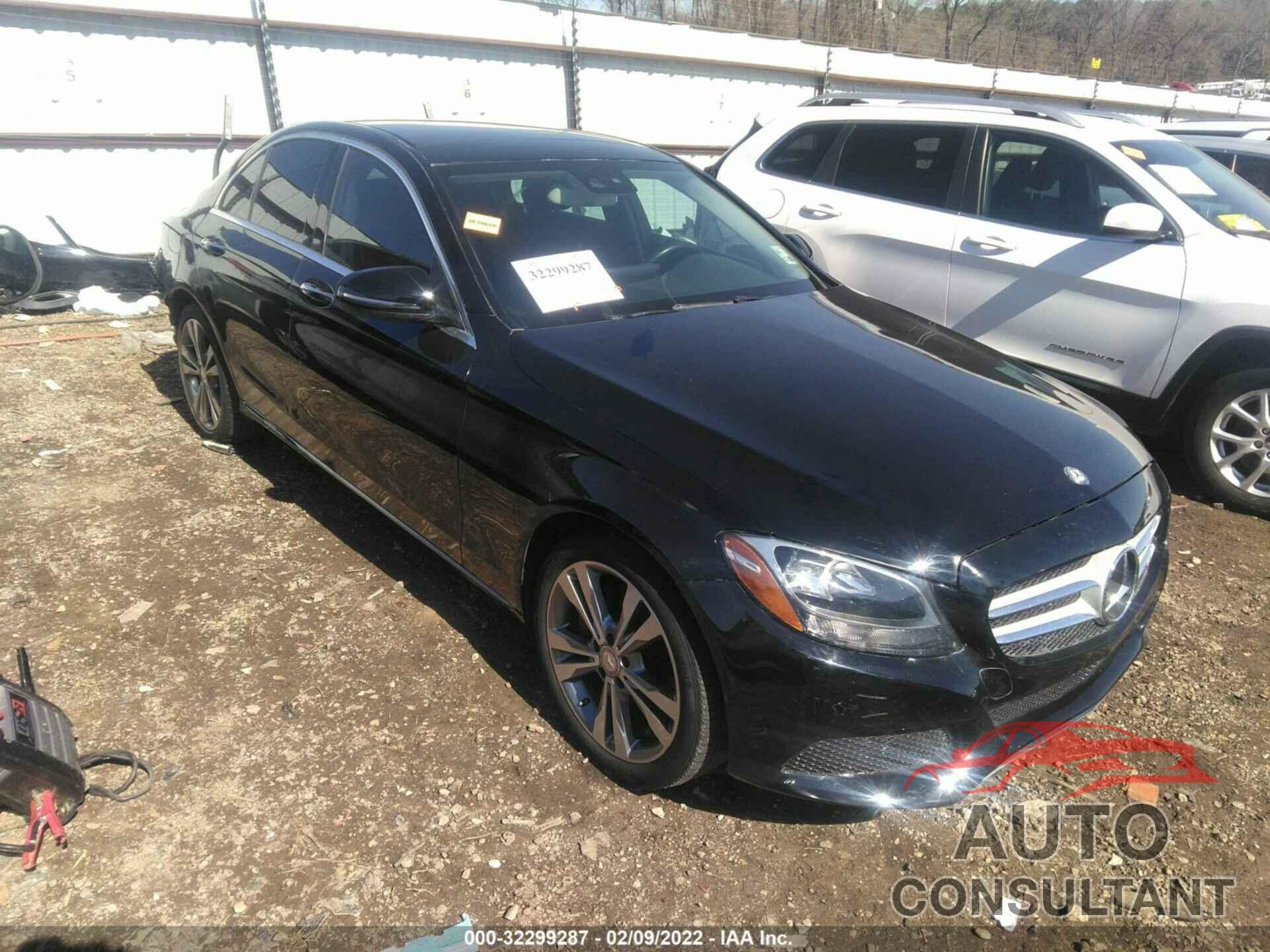 MERCEDES-BENZ C-CLASS 2016 - 55SWF4JB7GU131260