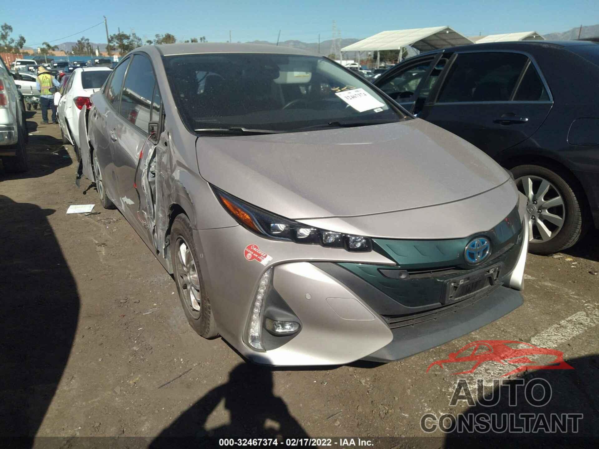 TOYOTA PRIUS PRIME 2017 - JTDKARFPXH3021088