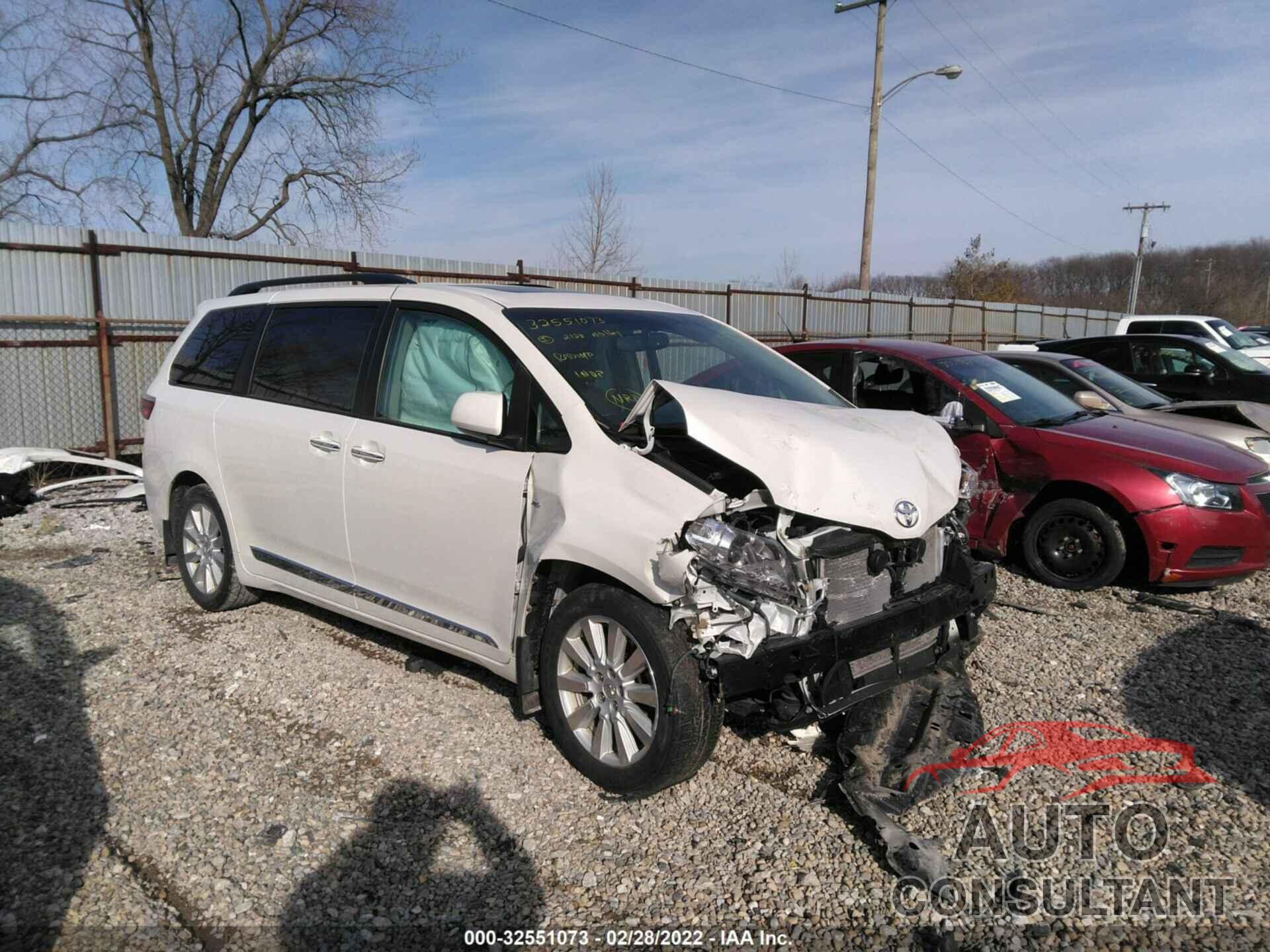 TOYOTA SIENNA 2017 - 5TDDZ3DCXHS180786