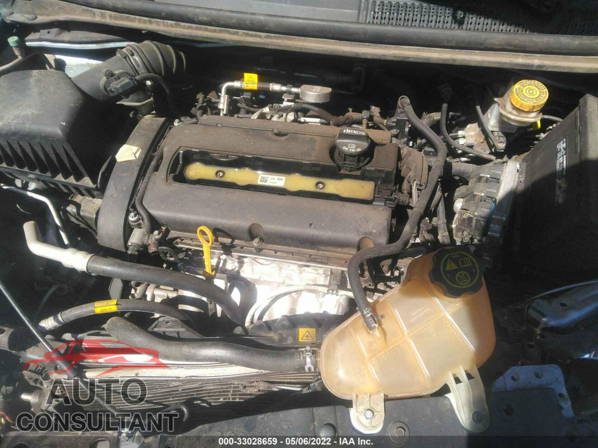 CHEVROLET SONIC 2018 - 1G1JD5SH5J4110909