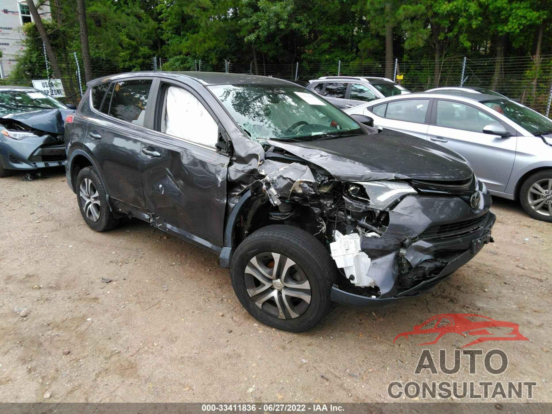 TOYOTA RAV4 2018 - 2T3ZFREV1JW439655