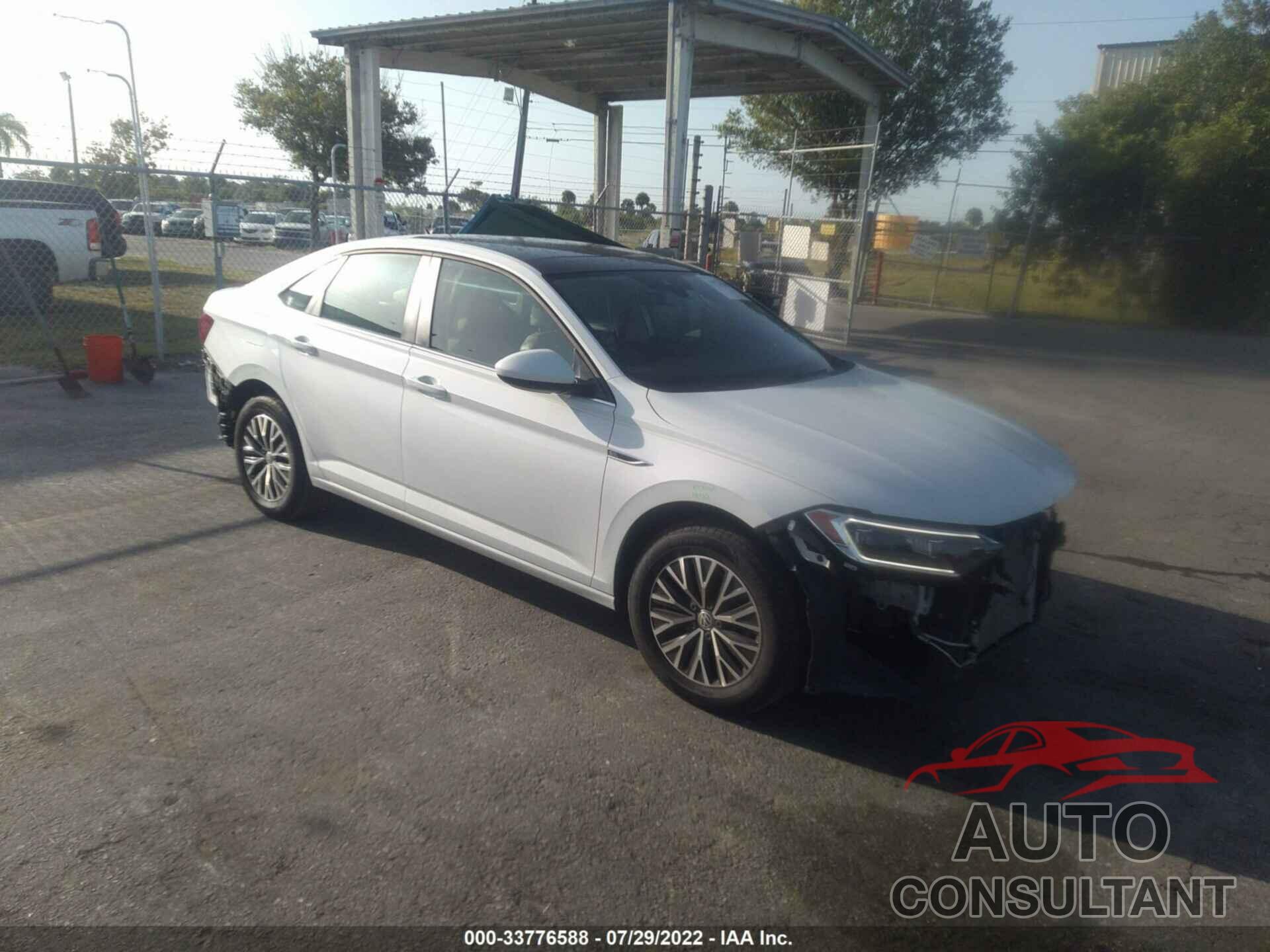 VOLKSWAGEN JETTA 2019 - 3VWE57BU4KM114015