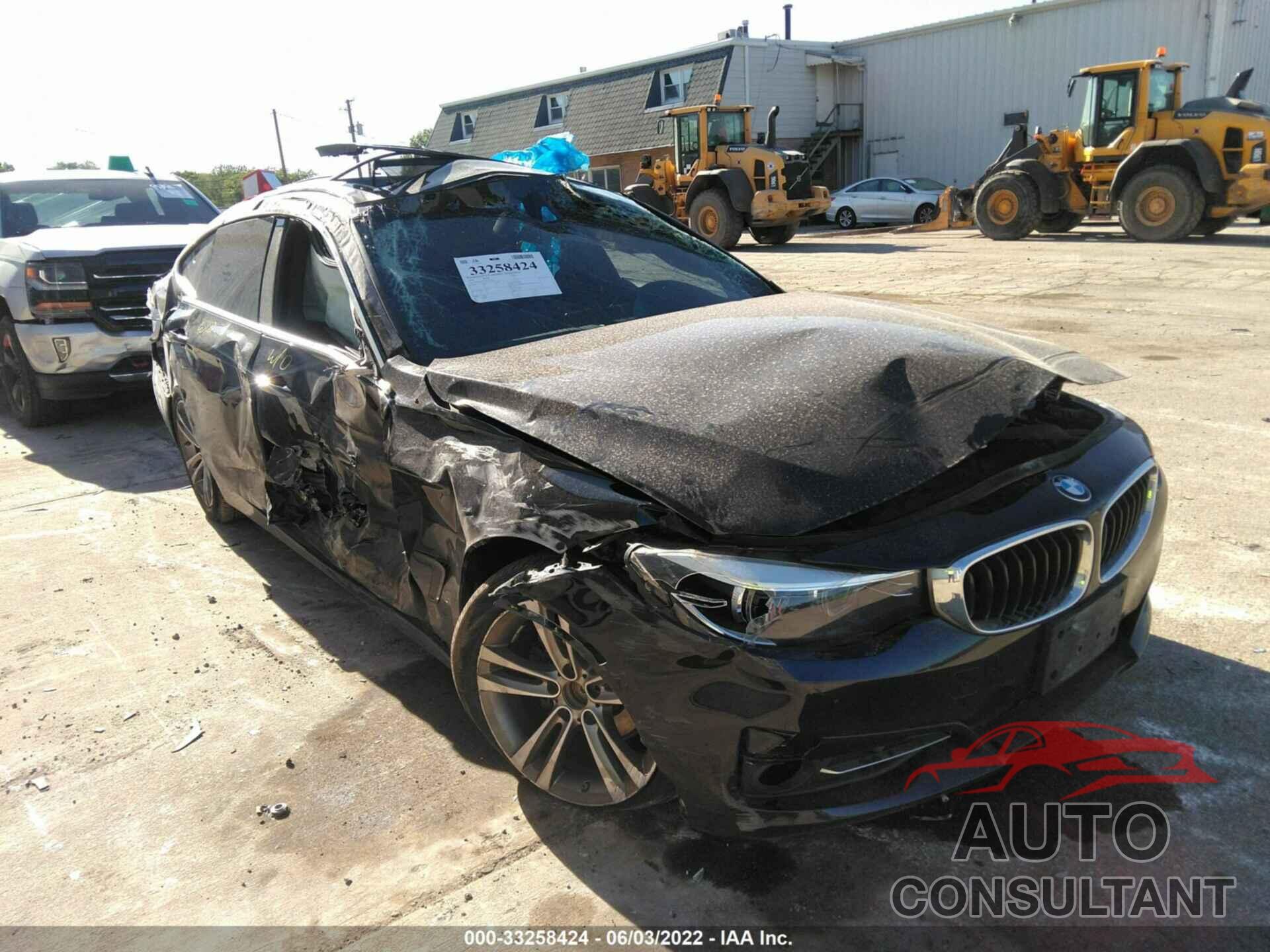 BMW 3 SERIES 2018 - WBA8Z9C59JB219949