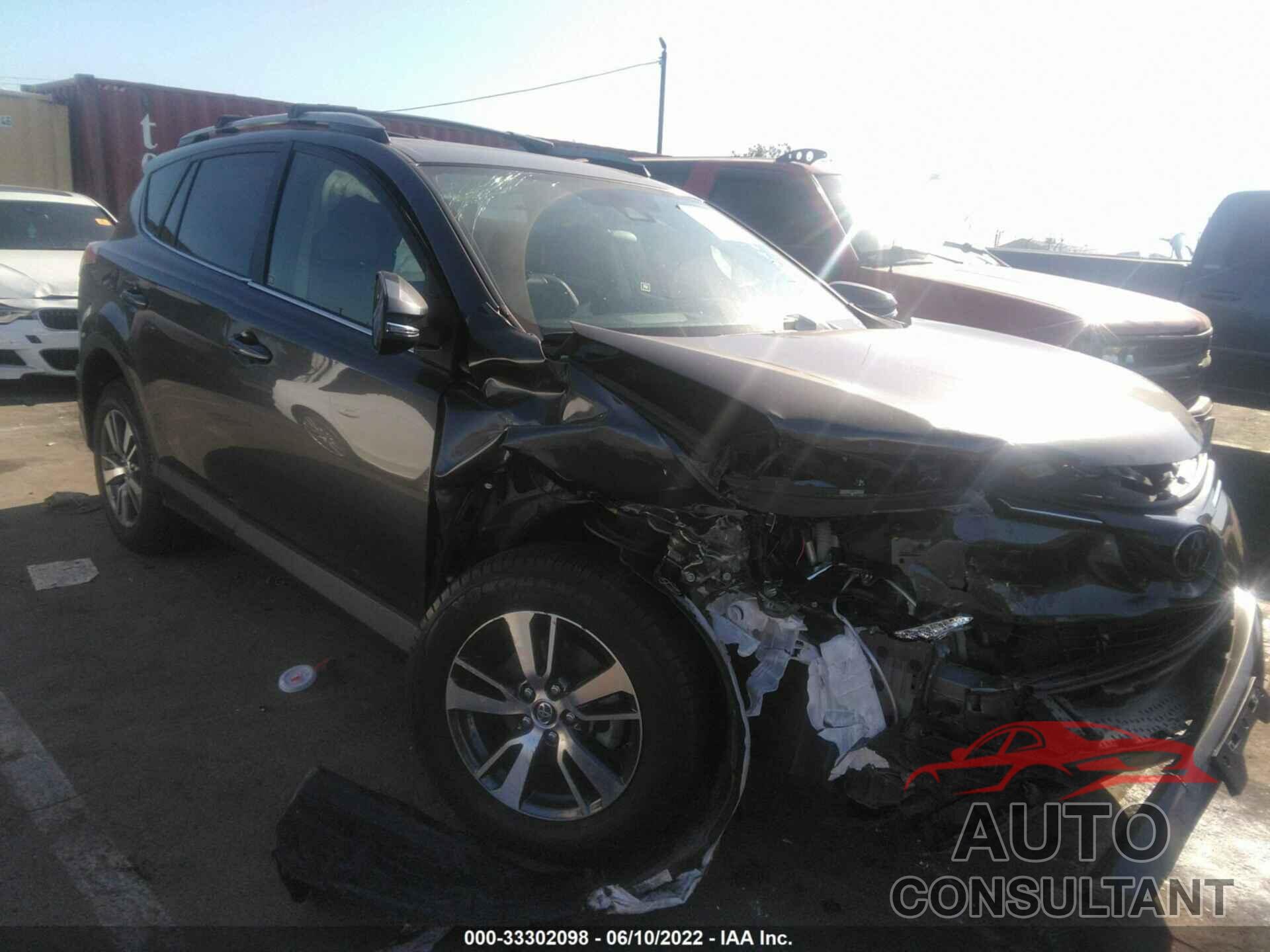 TOYOTA RAV4 2017 - JTMWFREV9HJ703698