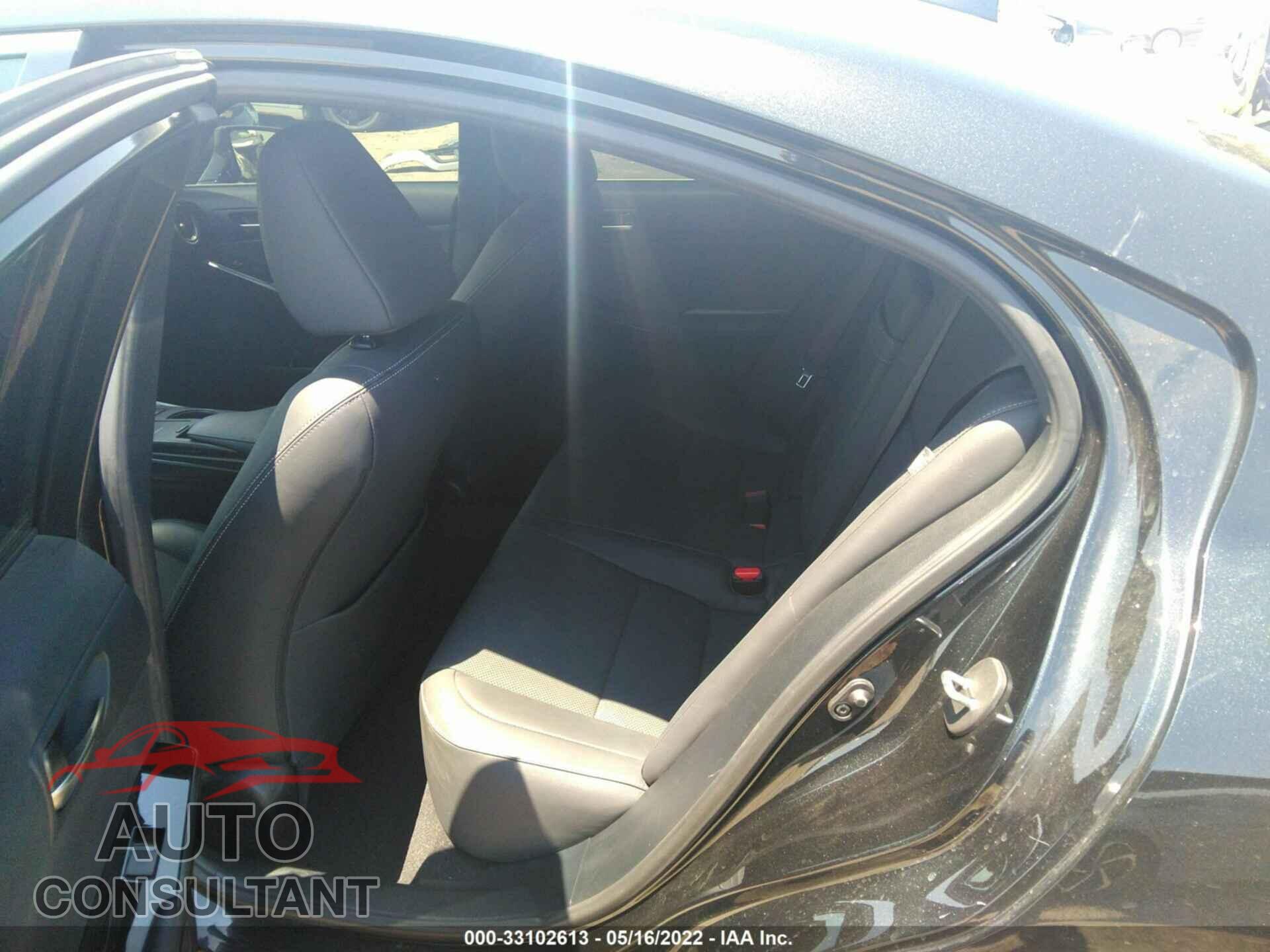 LEXUS IS 2021 - JTHCA1D2XM5116289