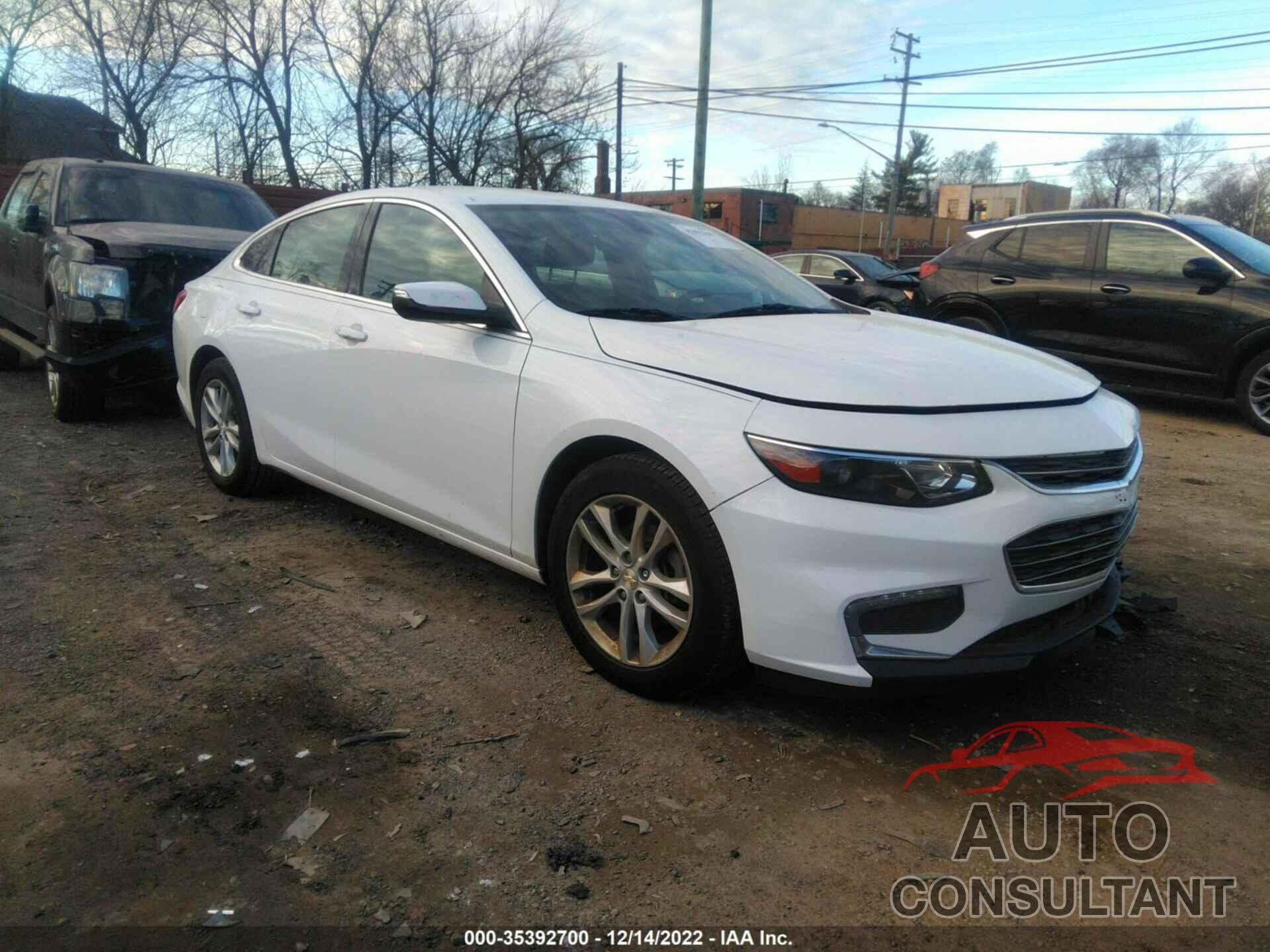 CHEVROLET MALIBU 2017 - 1G1ZE5STXHF116885