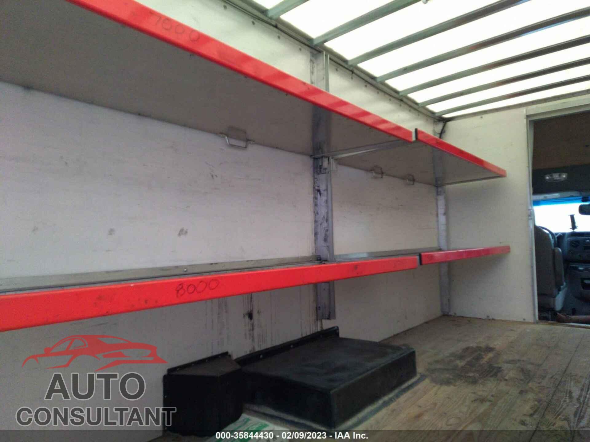 FORD E-350 CUTAWAY 2021 - 1FDWE3FK3MDC40448